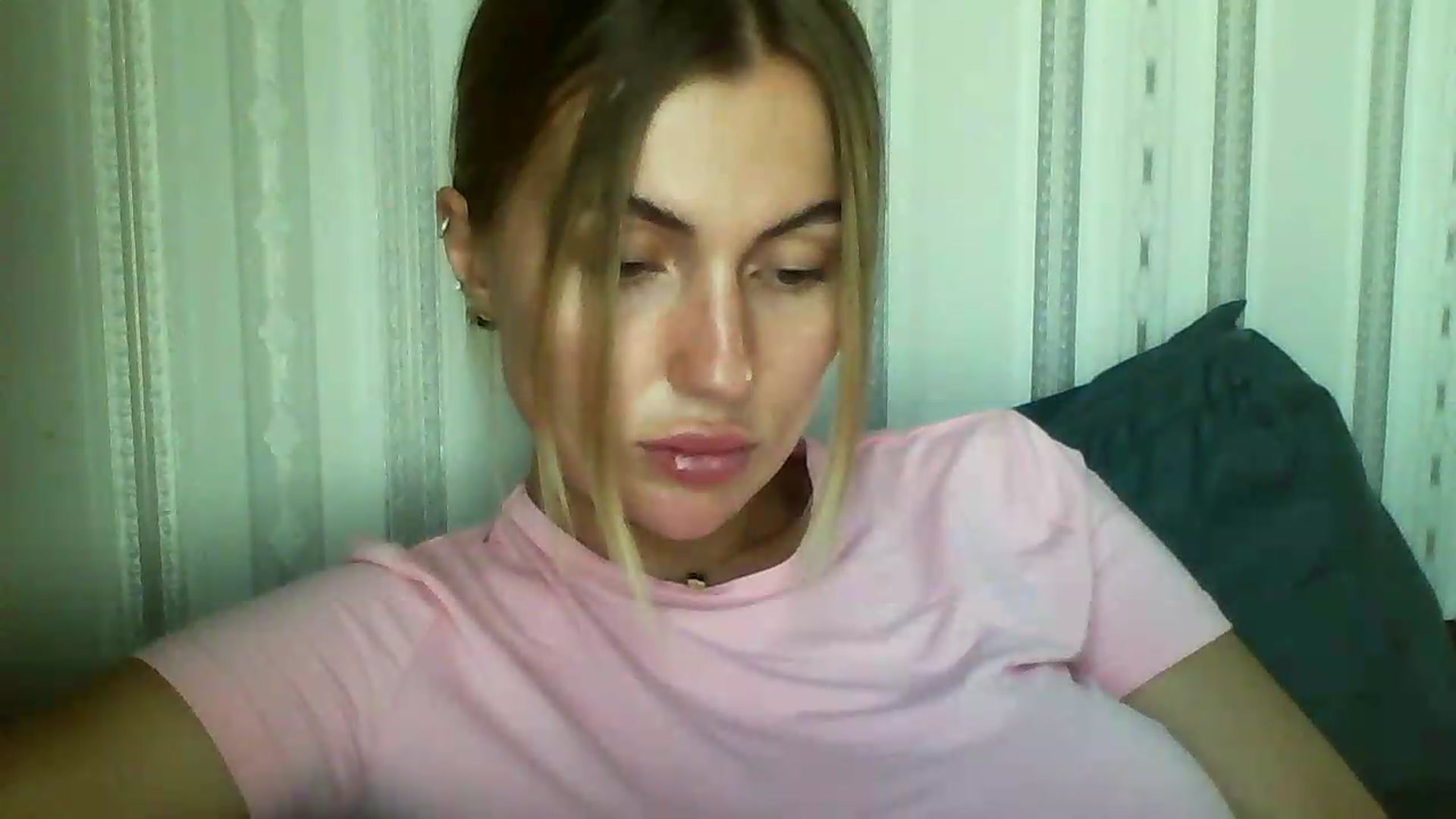 Gallery image thumbnail from SofiaSimons's myfreecams stream on, 08/05/2026, 16:13 image 13 of 20