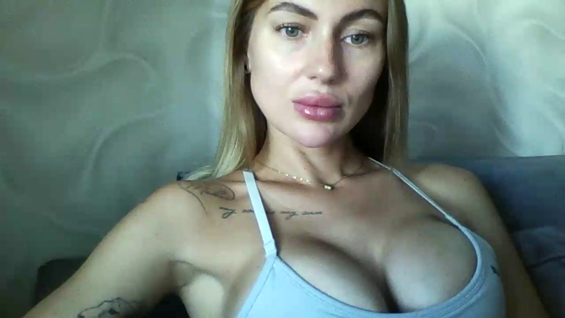 Gallery image thumbnail from SofiaSimons's myfreecams stream on, 08/06/2026, 07:22 image 15 of 20