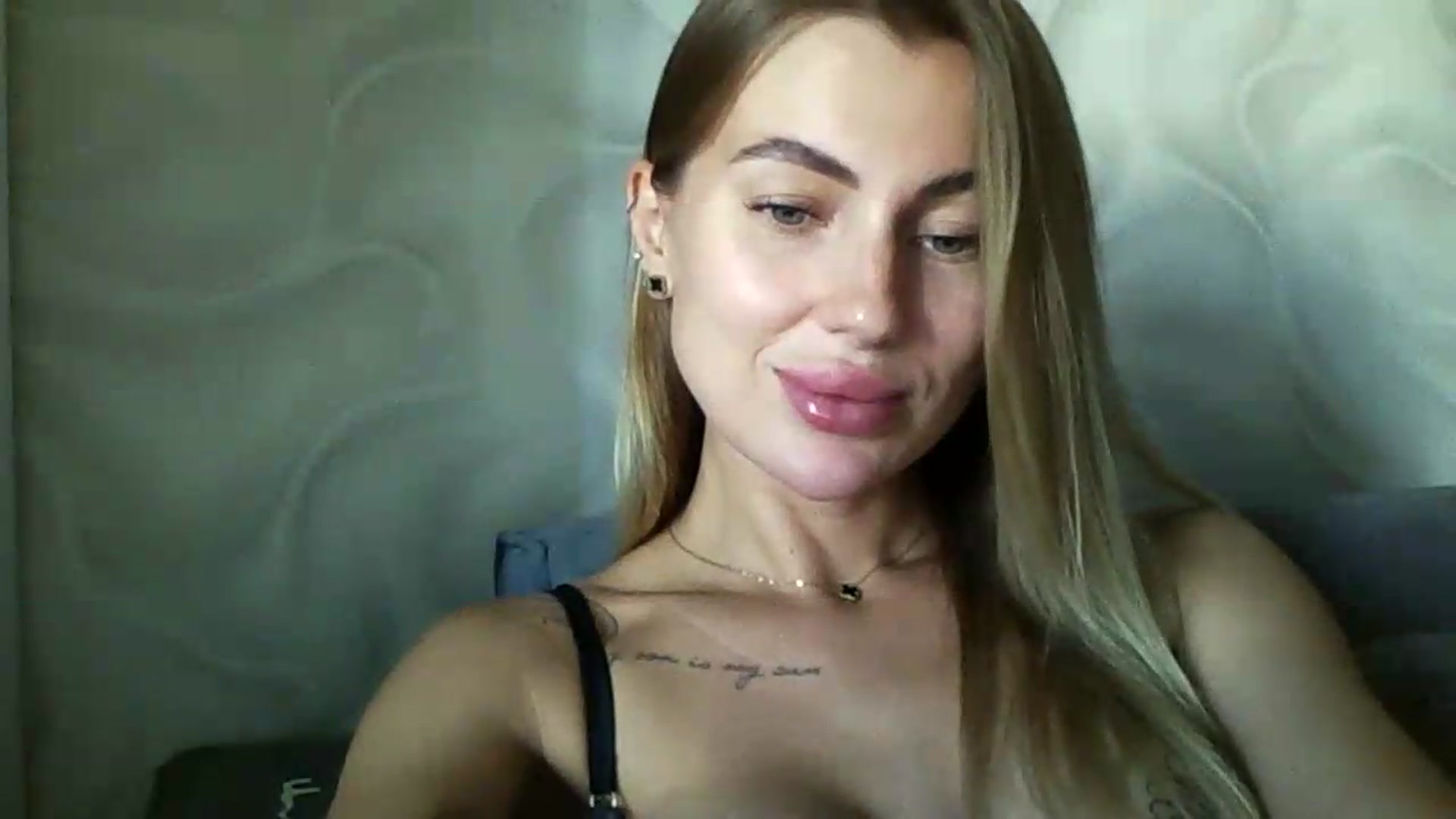 Gallery image thumbnail from SofiaSimons's myfreecams stream on, 08/06/2026, 08:46 image 8 of 20