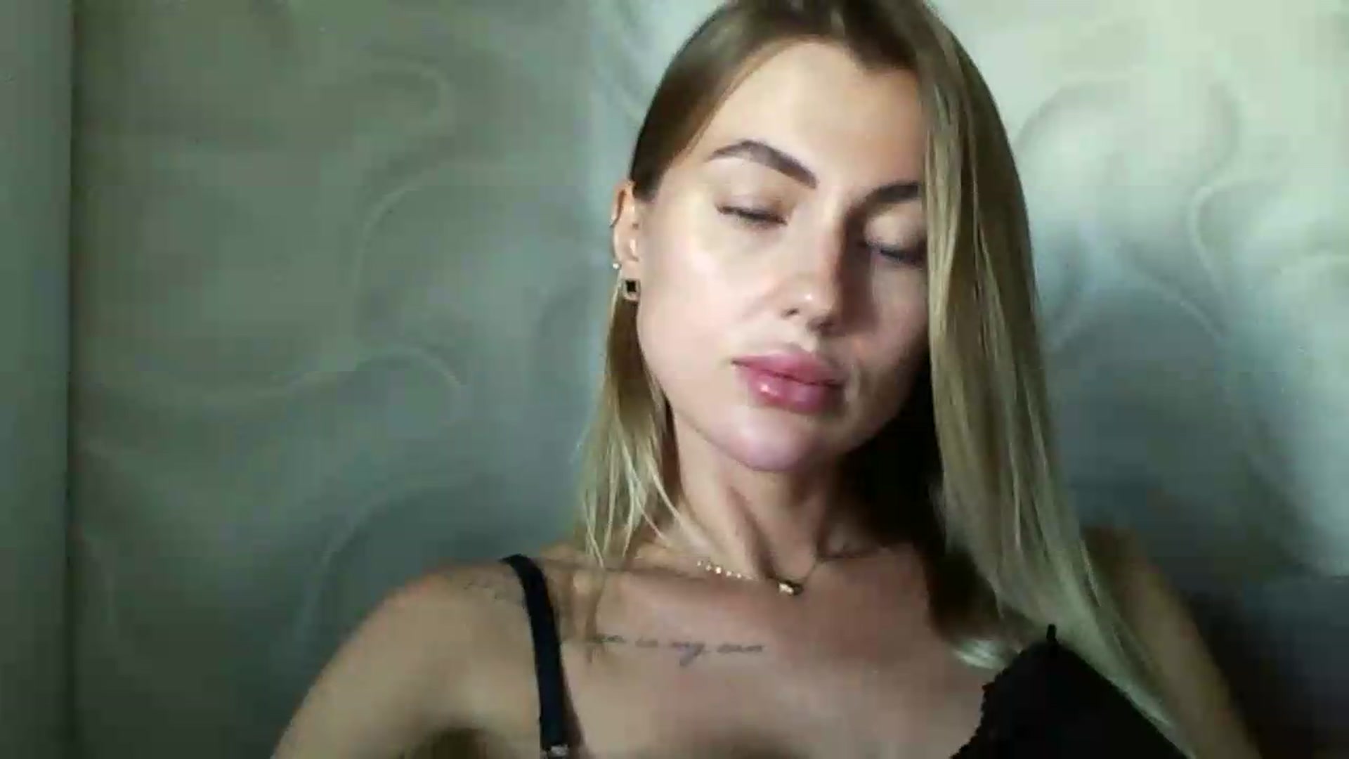 Gallery image thumbnail from SofiaSimons's myfreecams stream on, 08/06/2026, 08:46 image 14 of 20