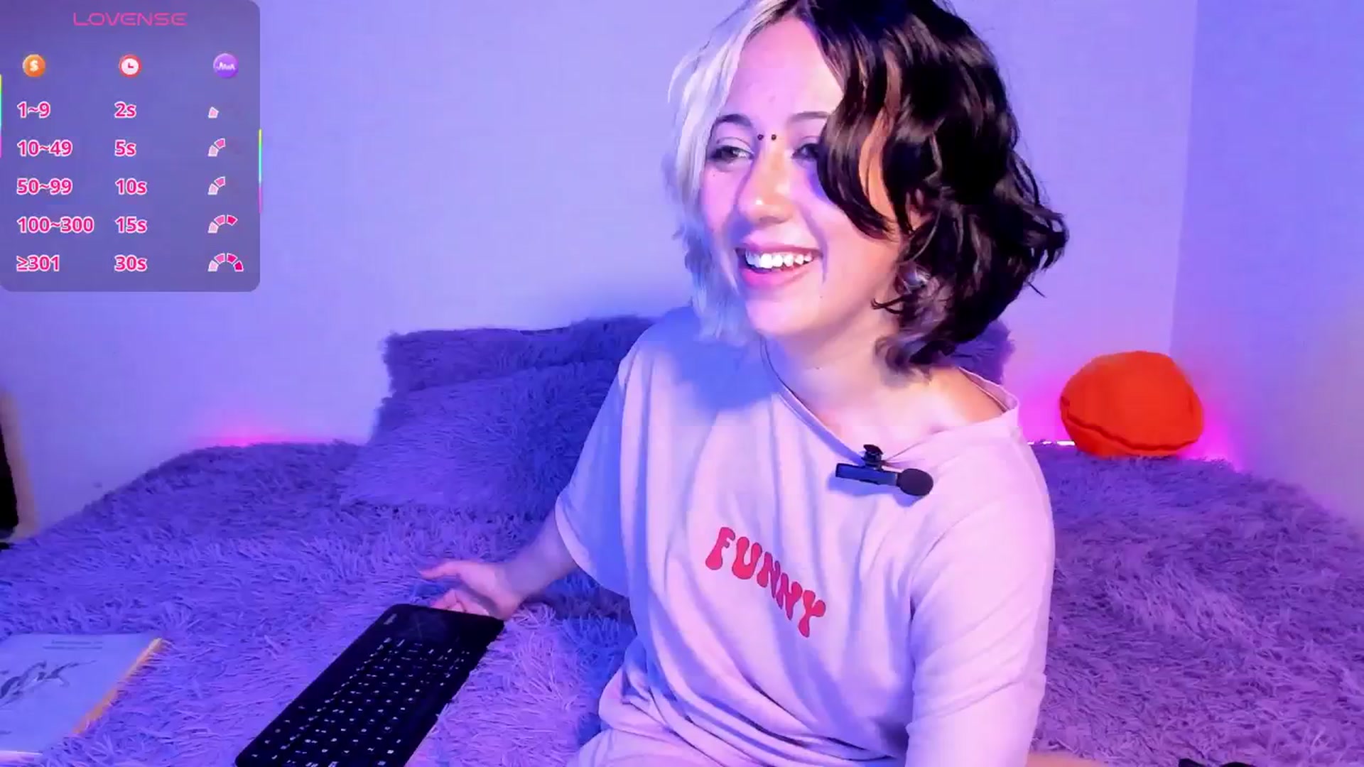 Gallery image thumbnail from Sofia_Equis's myfreecams stream on, 09/22/2025, 01:10 image 20 of 20