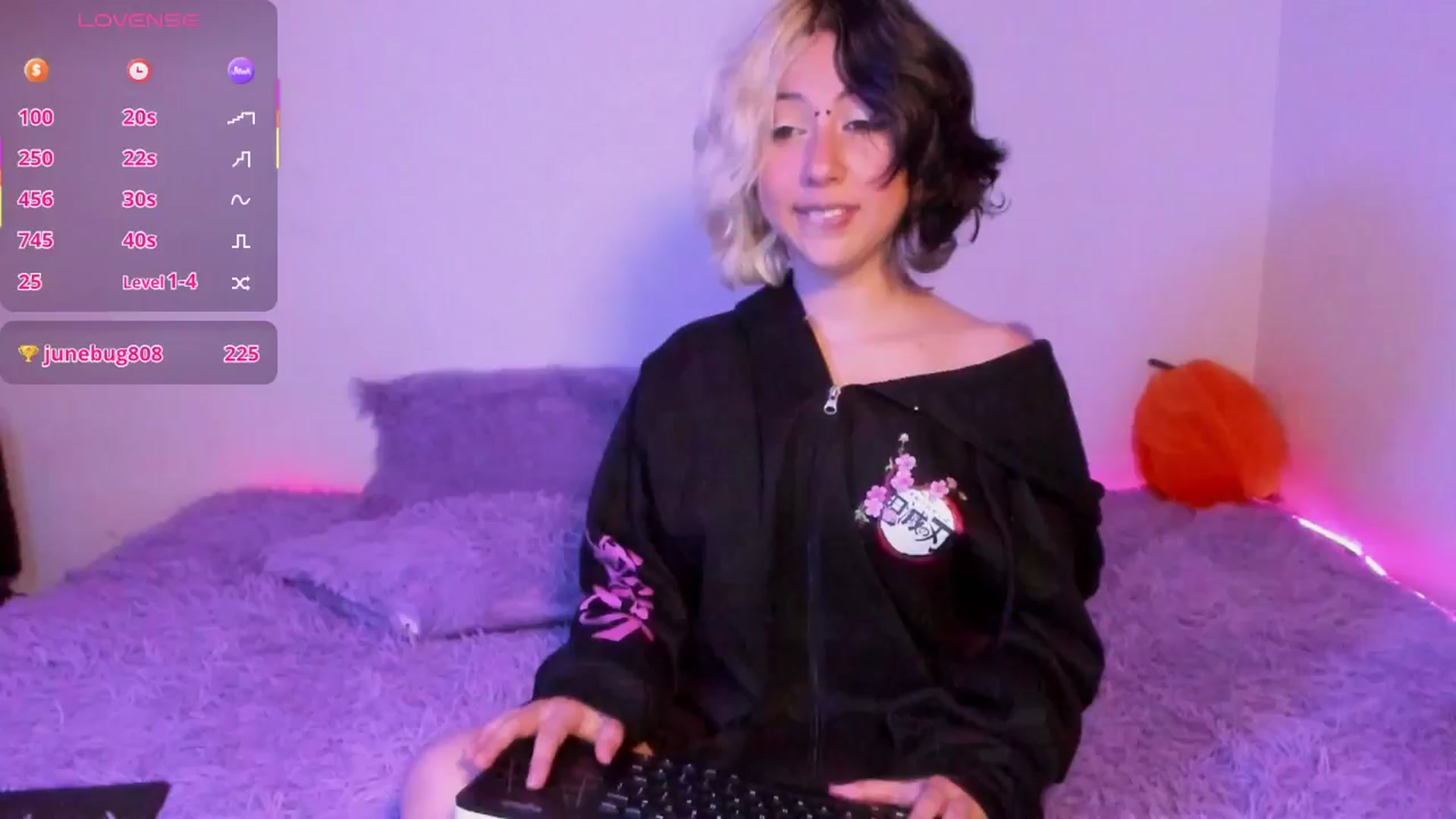 Gallery image thumbnail from Sofia_Equis's myfreecams stream on, 09/25/2025, 14:34 image 10 of 20