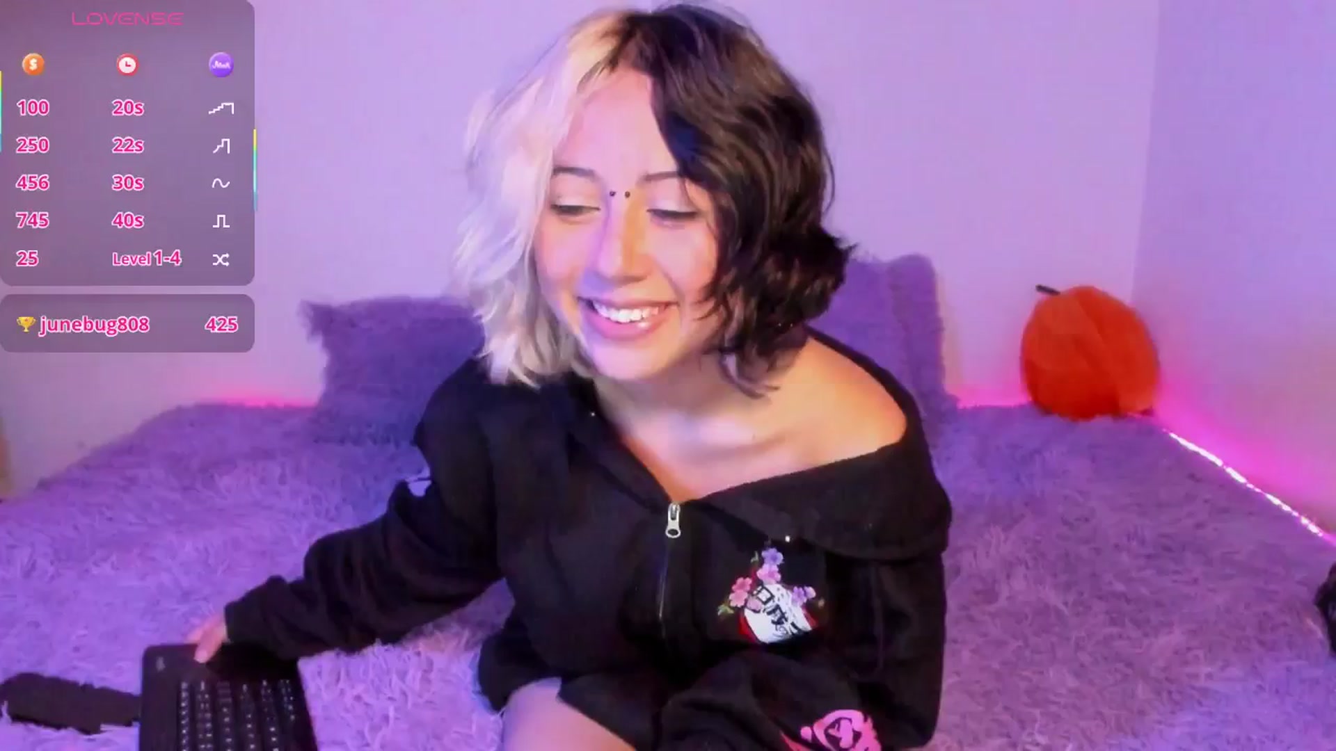 Gallery image thumbnail from Sofia_Equis's myfreecams stream on, 09/25/2025, 14:34 image 20 of 20