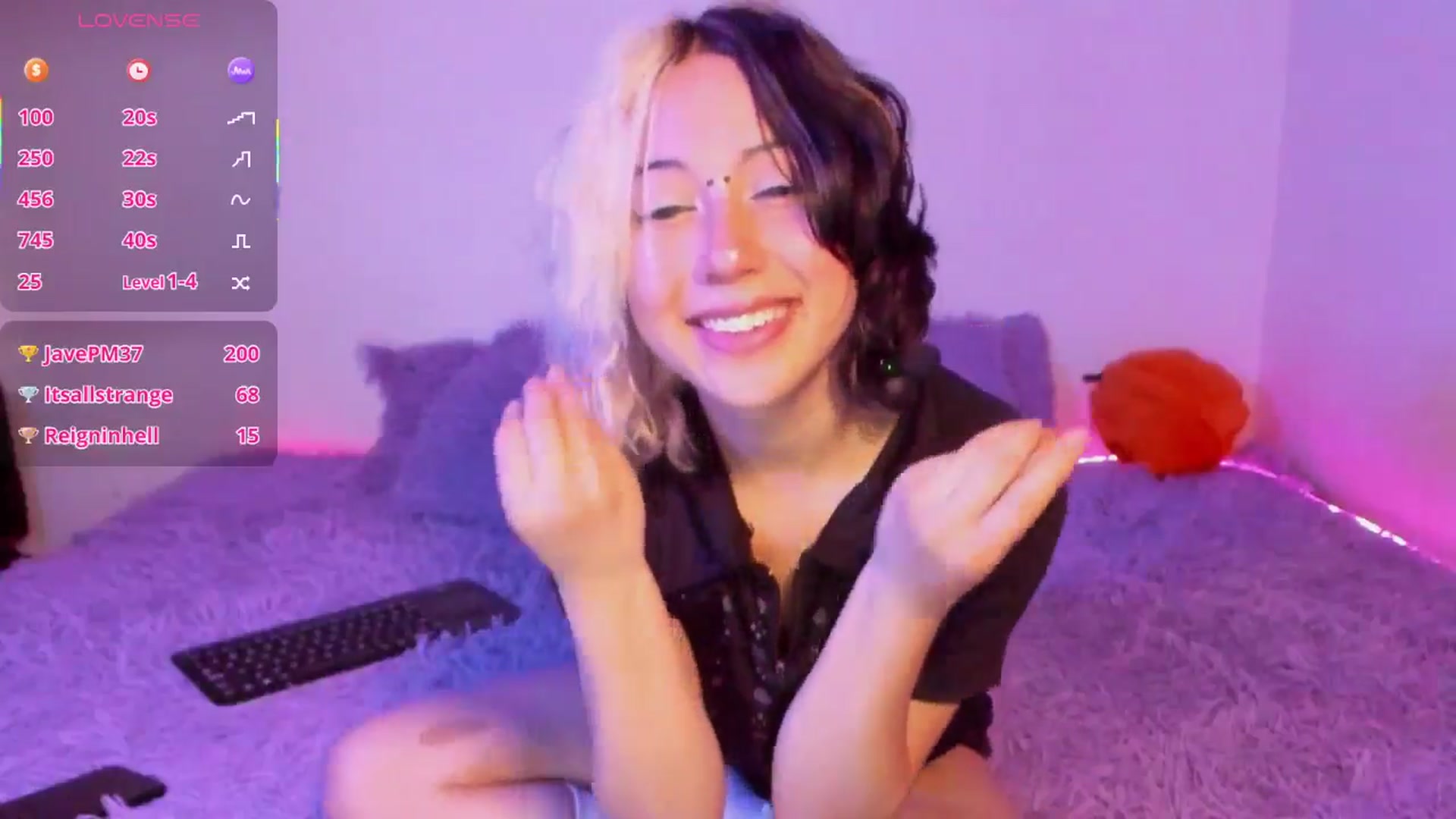 Gallery image thumbnail from Sofia_Equis's myfreecams stream on, 09/26/2025, 13:48 image 4 of 20