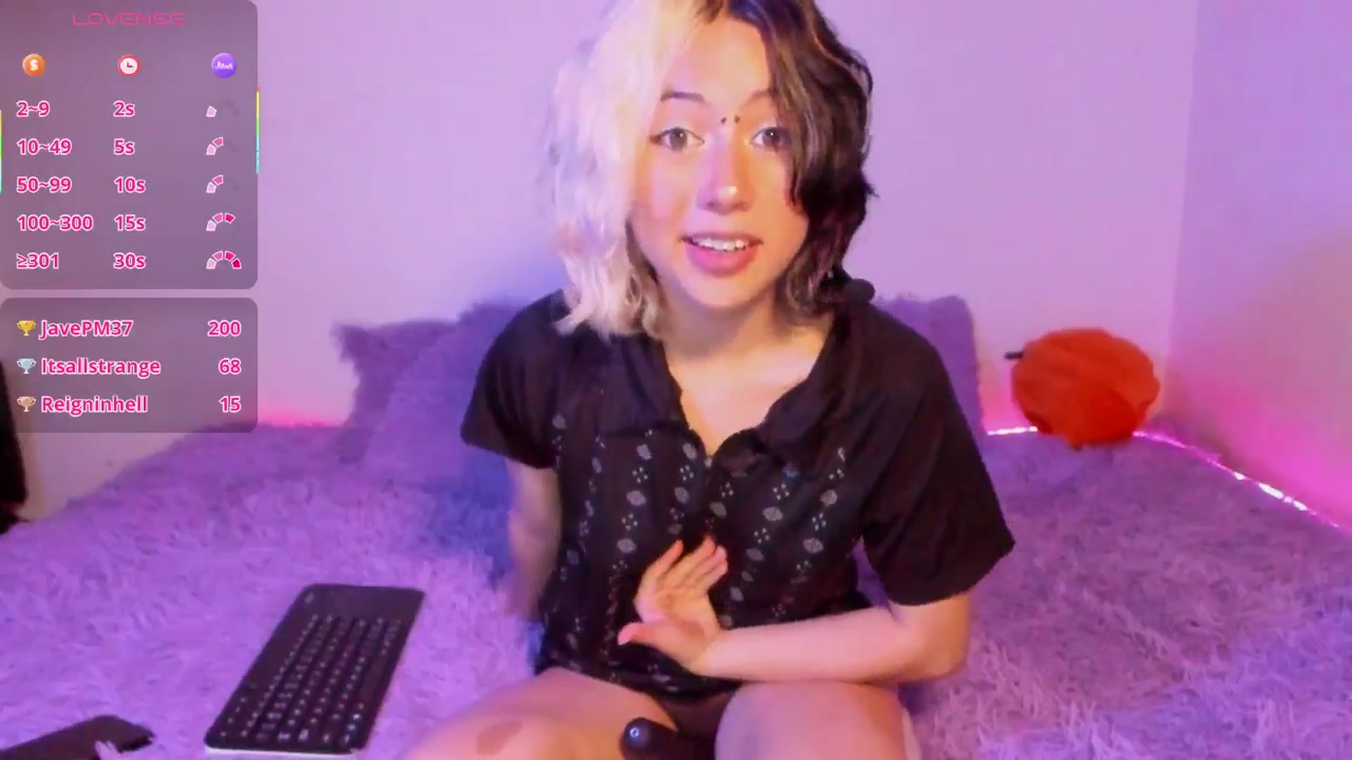 Gallery image thumbnail from Sofia_Equis's myfreecams stream on, 09/26/2025, 13:48 image 10 of 20
