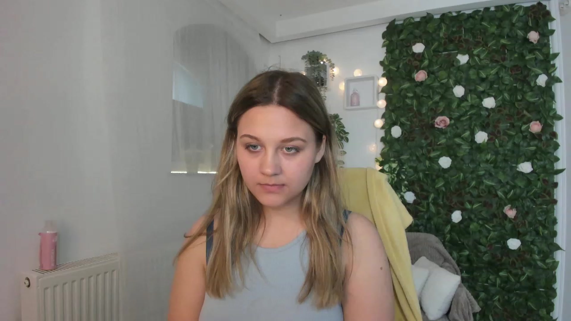 Gallery image thumbnail from Sofia_Lee18's myfreecams stream on, 06/08/2023, 13:11 image 19 of 20