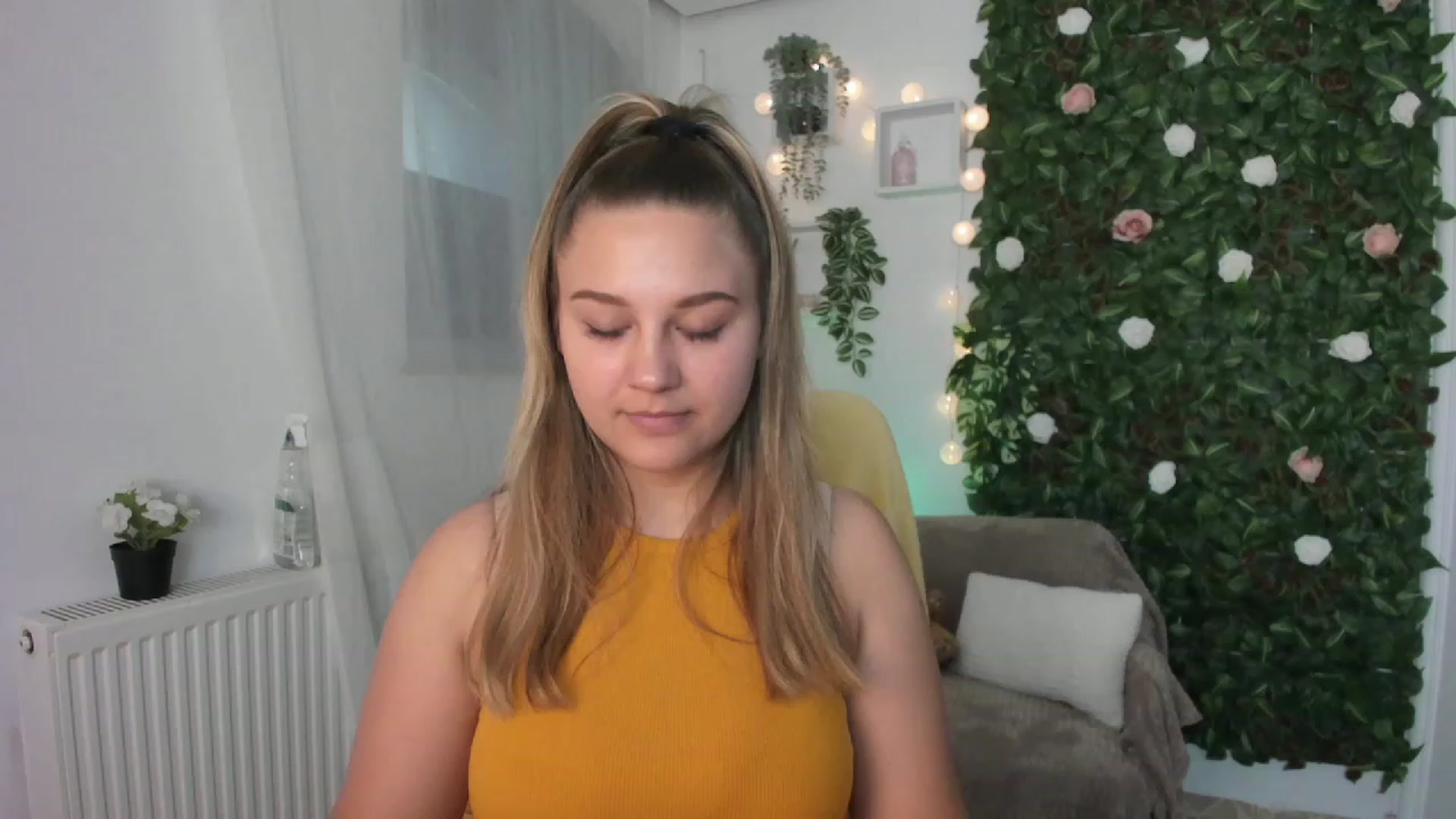 Gallery image thumbnail from Sofia_Lee18's myfreecams stream on, 06/22/2023, 09:17 image 12 of 20
