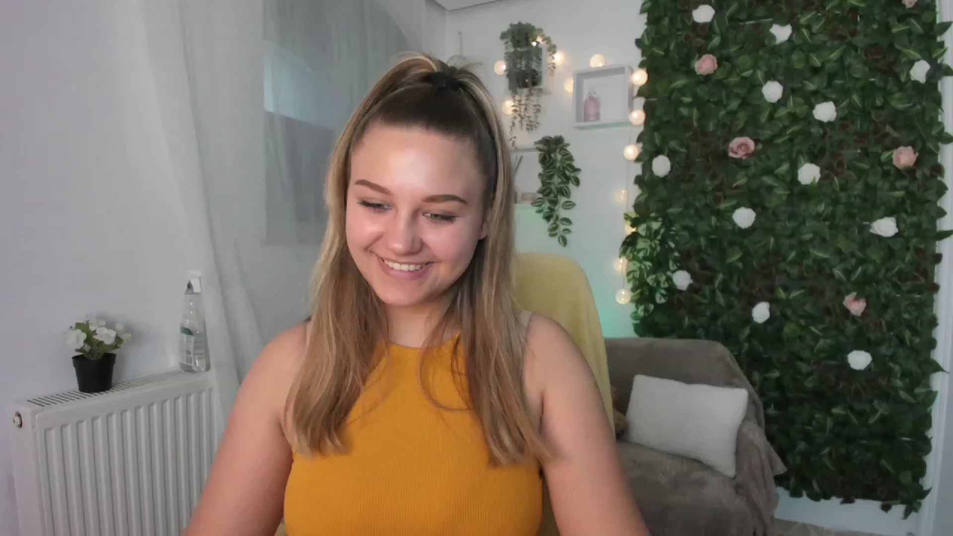Gallery image thumbnail from Sofia_Lee18's myfreecams stream on, 06/22/2023, 09:17 image 10 of 20