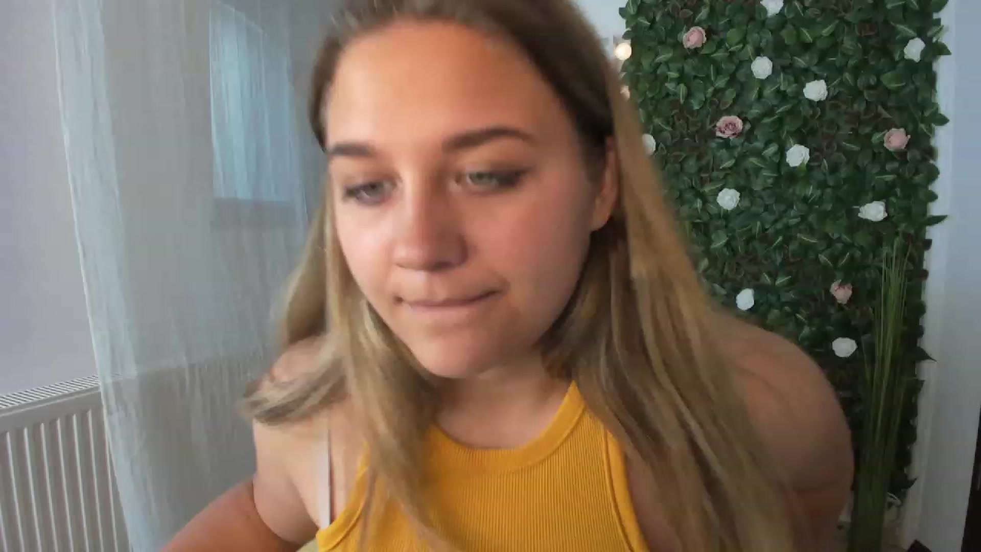Gallery image thumbnail from Sofia_Lee18's myfreecams stream on, 07/24/2023, 12:24 image 18 of 20