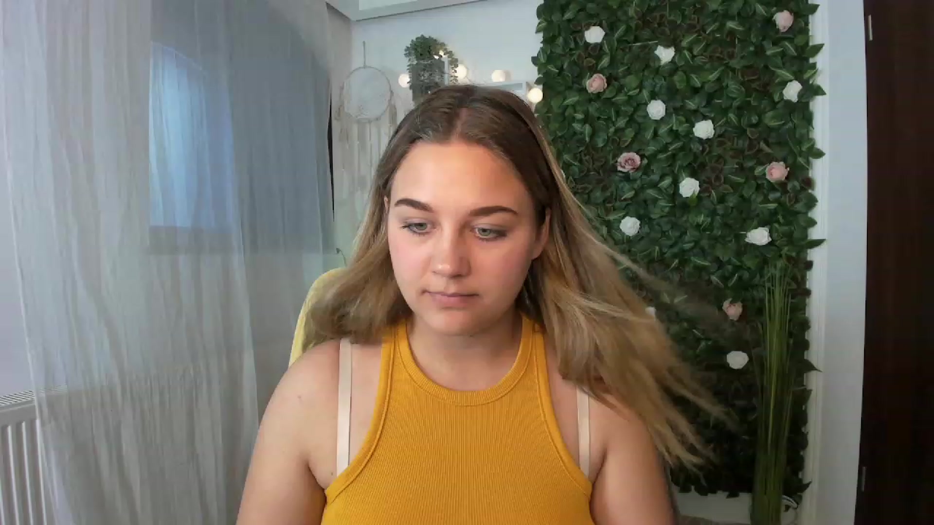Gallery image thumbnail from Sofia_Lee18's myfreecams stream on, 07/27/2023, 10:47 image 7 of 20