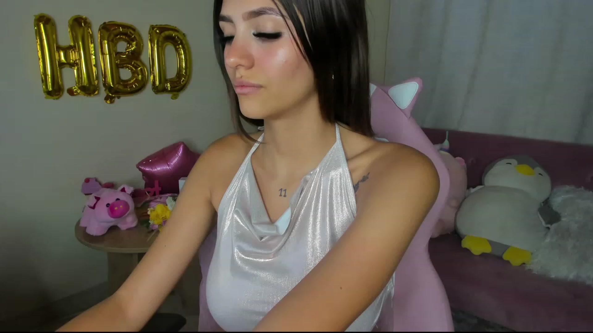 Gallery image thumbnail from Sofia_Noguera's myfreecams stream on, 01/12/2023, 06:07 image 1 of 20