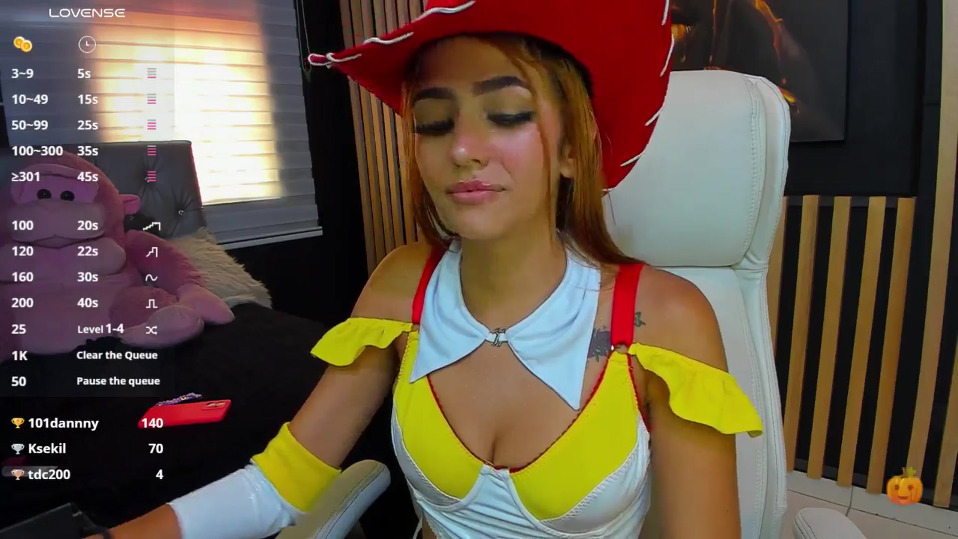 Gallery image thumbnail from Sofia_Noguera's myfreecams stream on, 11/03/2024, 16:05 image 17 of 20