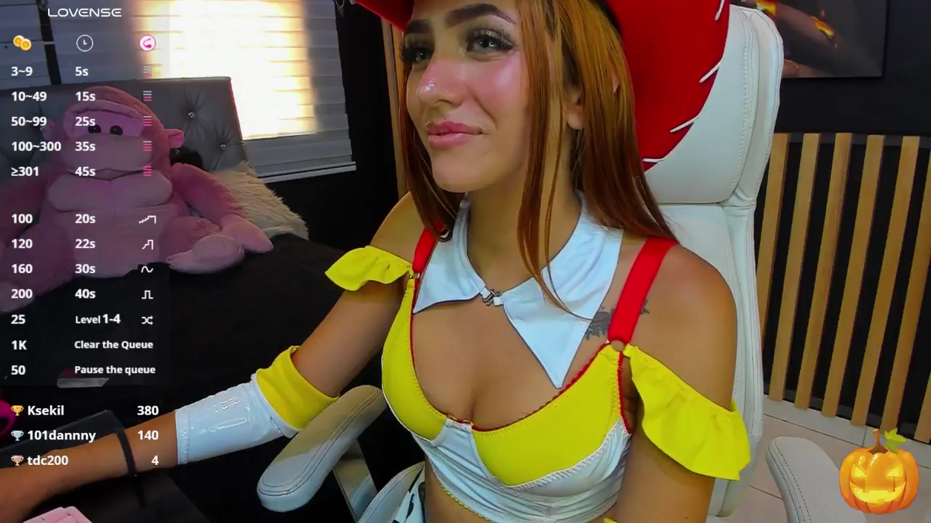 Gallery image thumbnail from Sofia_Noguera's myfreecams stream on, 11/03/2024, 16:38 image 17 of 20