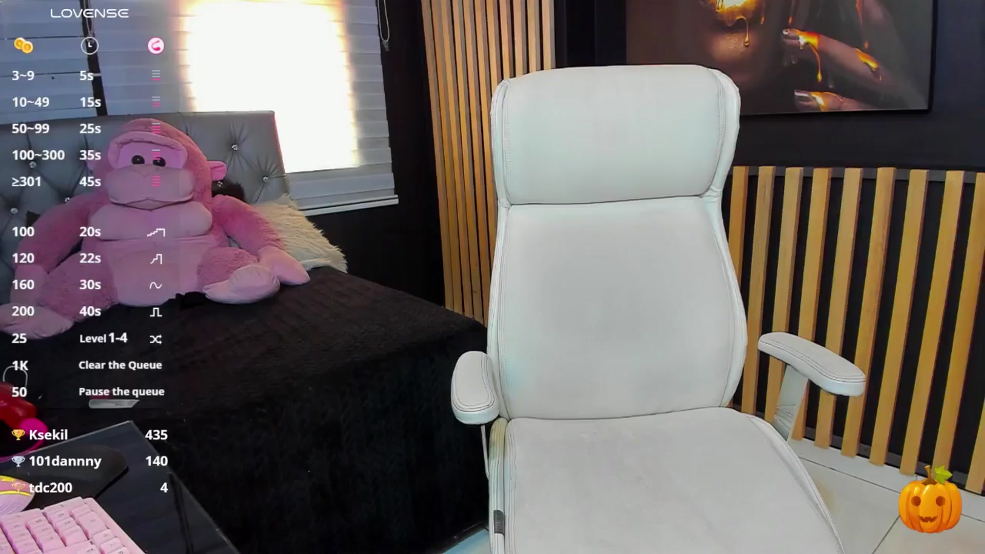 Gallery image thumbnail from Sofia_Noguera's myfreecams stream on, 11/03/2024, 17:04 image 7 of 20