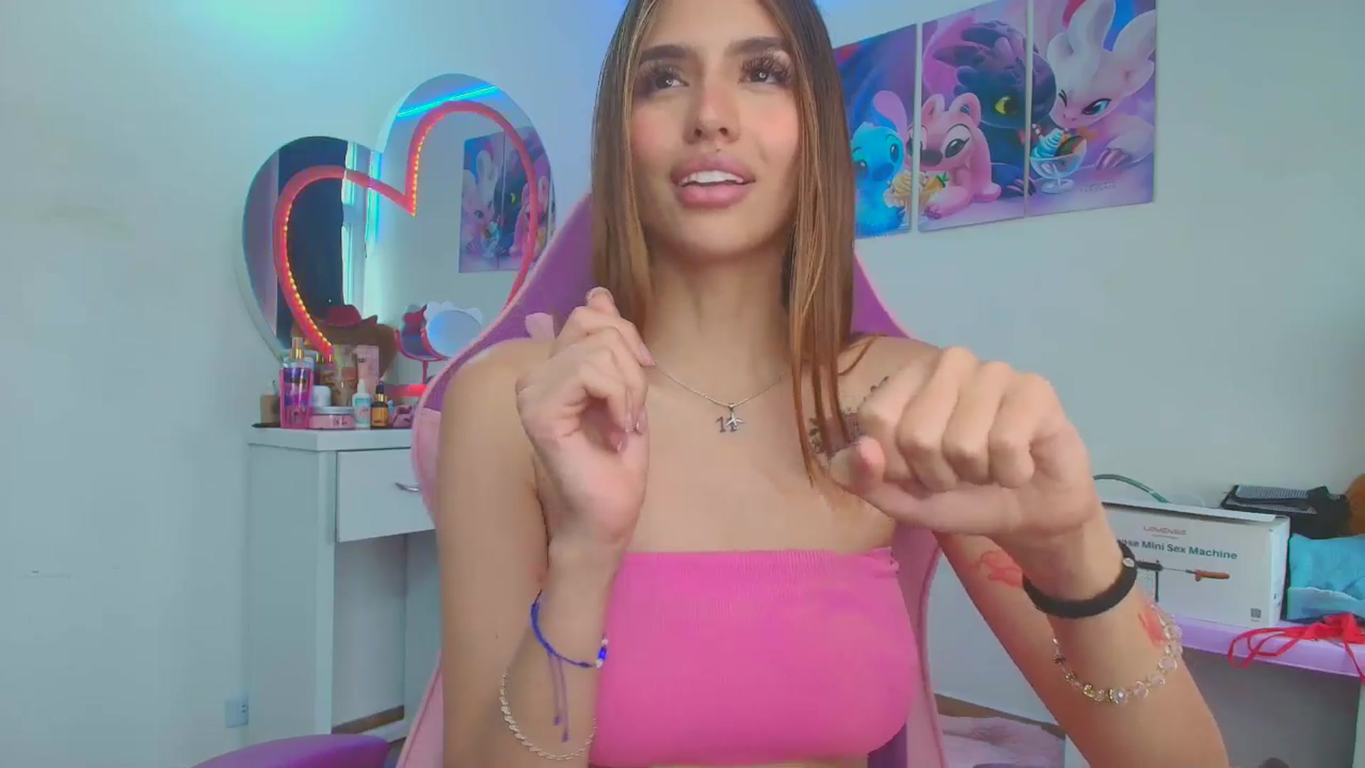Gallery image thumbnail from Sofia_Noguera's myfreecams stream on, 08/24/2025, 13:45 image 16 of 20