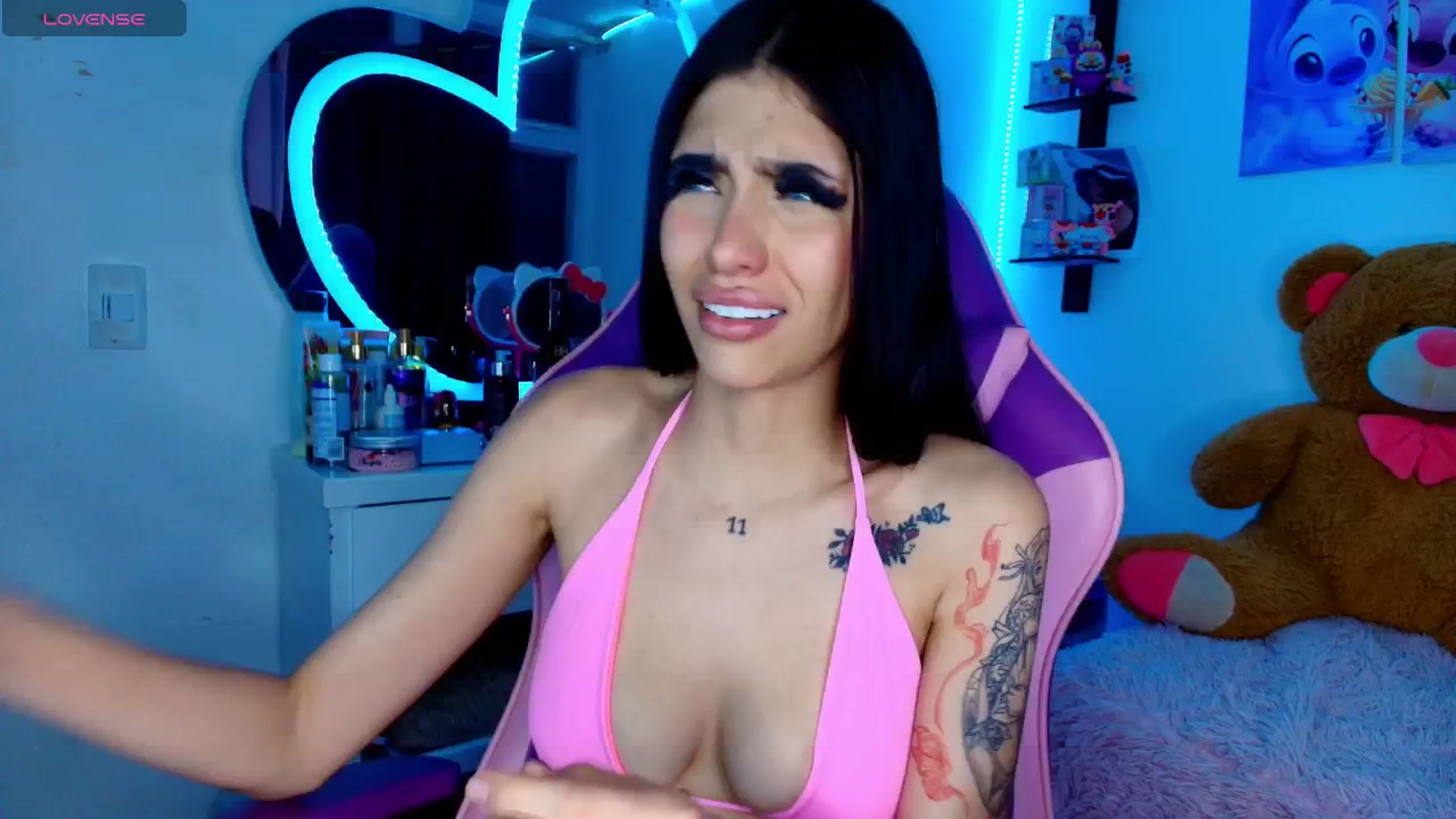 Gallery image thumbnail from Sofia_Noguera's myfreecams stream on, 01/05/2026, 10:48 image 1 of 20