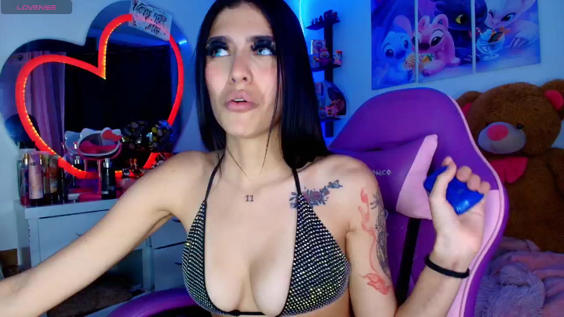 Gallery image thumbnail from Sofia_Noguera's myfreecams stream on, 02/20/2026, 10:15 image 16 of 20