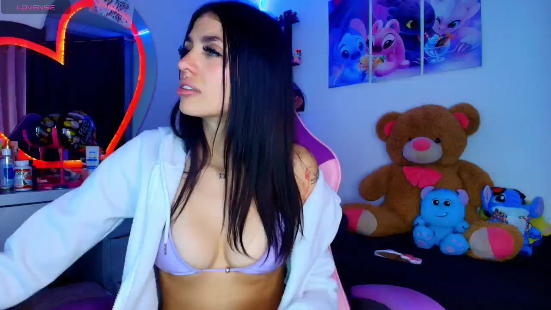Gallery image thumbnail from Sofia_Noguera's myfreecams stream on, 02/26/2026, 10:37 image 13 of 20