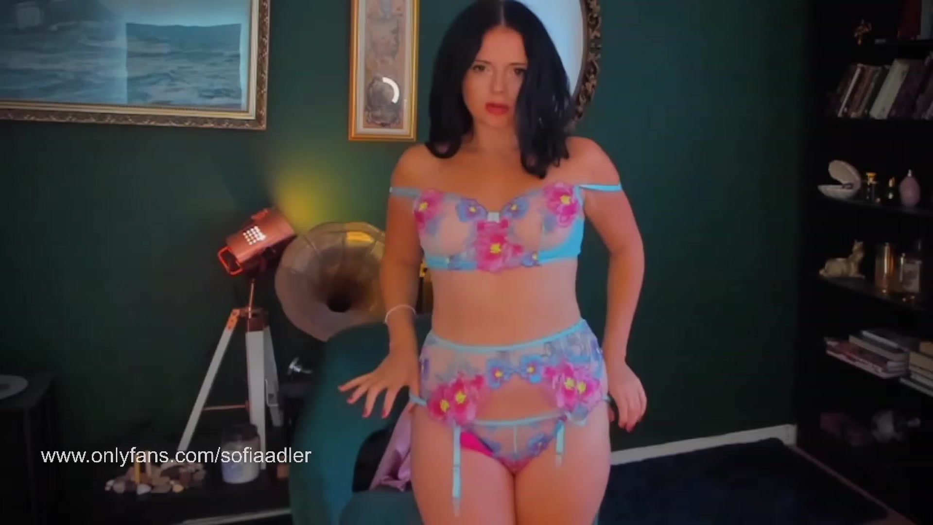 Gallery image thumbnail from Sofia_adler's myfreecams stream on, 08/30/2023, 12:48 image 14 of 20