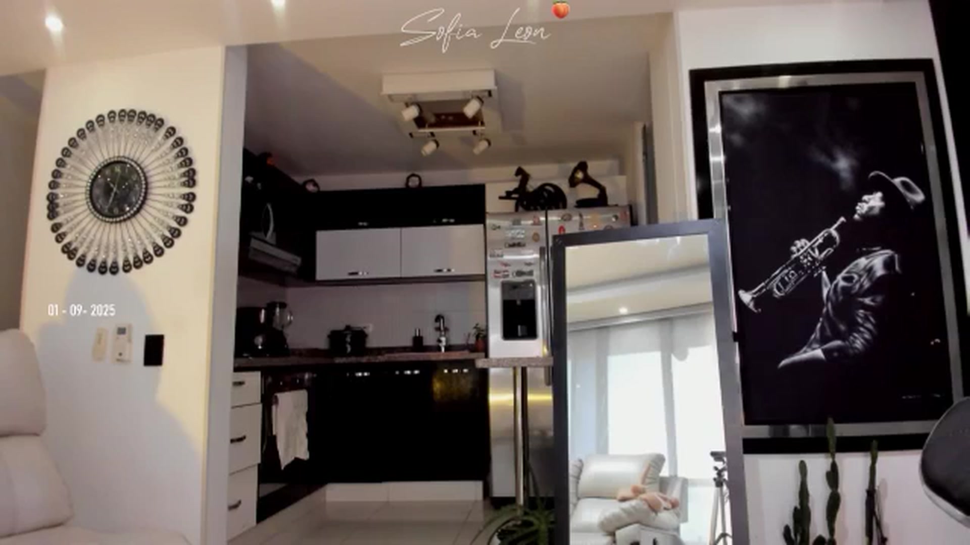 Gallery image thumbnail from Sofia_leon's myfreecams stream on, 09/01/2025, 15:42 image 20 of 20
