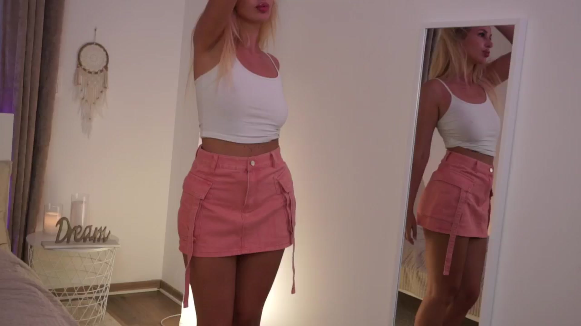 Gallery image thumbnail from SofiaaDiamond's myfreecams stream on, 07/27/2024, 13:26 image 11 of 20