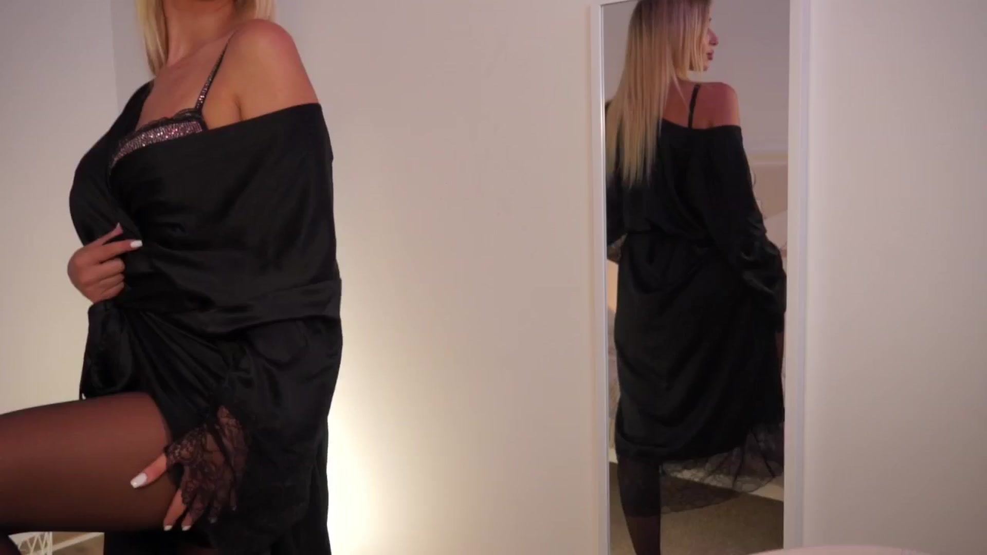 Gallery image thumbnail from SofiaaDiamond's myfreecams stream on, 07/31/2024, 15:10 image 19 of 20