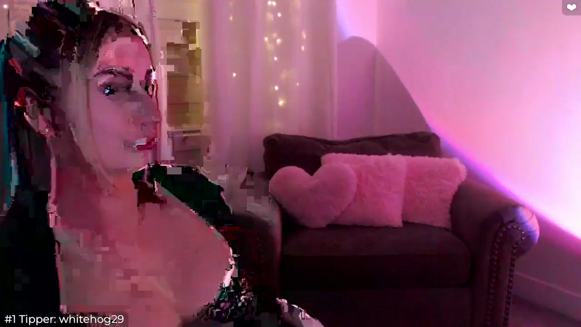 Gallery image thumbnail from Sofiabunny_xx's myfreecams stream on, 04/12/2024, 03:26 image 13 of 20