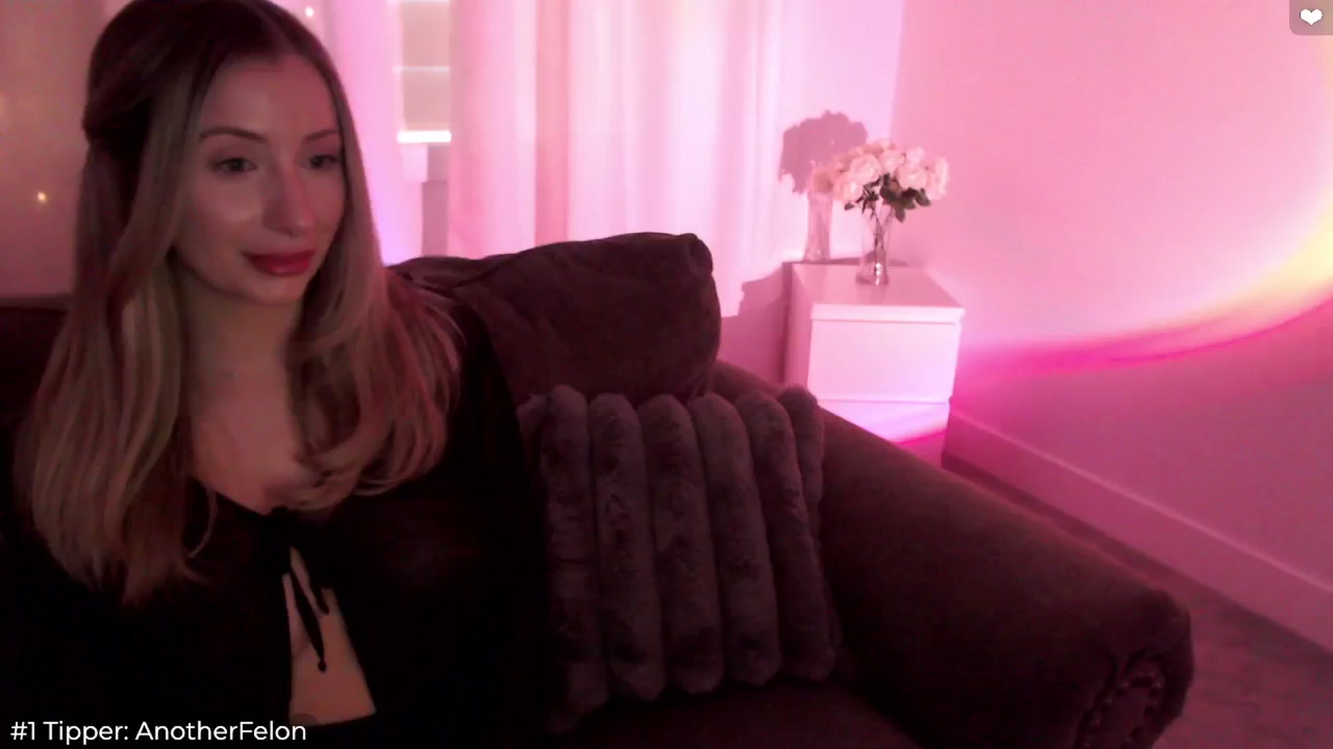 Gallery image thumbnail from Sofiabunny_xx's myfreecams stream on, 07/05/2024, 04:11 image 16 of 20