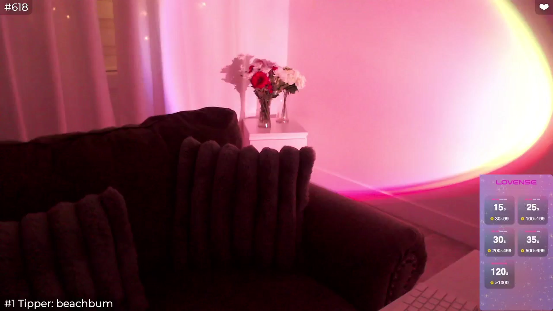 Gallery image thumbnail from Sofiabunny_xx's myfreecams stream on, 02/07/2025, 05:07 image 17 of 20