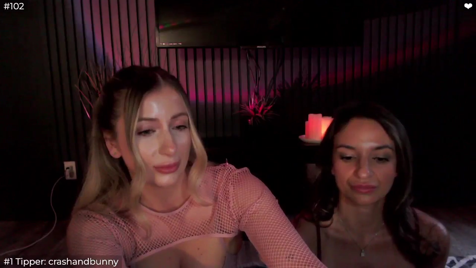 Gallery image thumbnail from Sofiabunny_xx's myfreecams stream on, 06/08/2025, 04:53 image 12 of 20