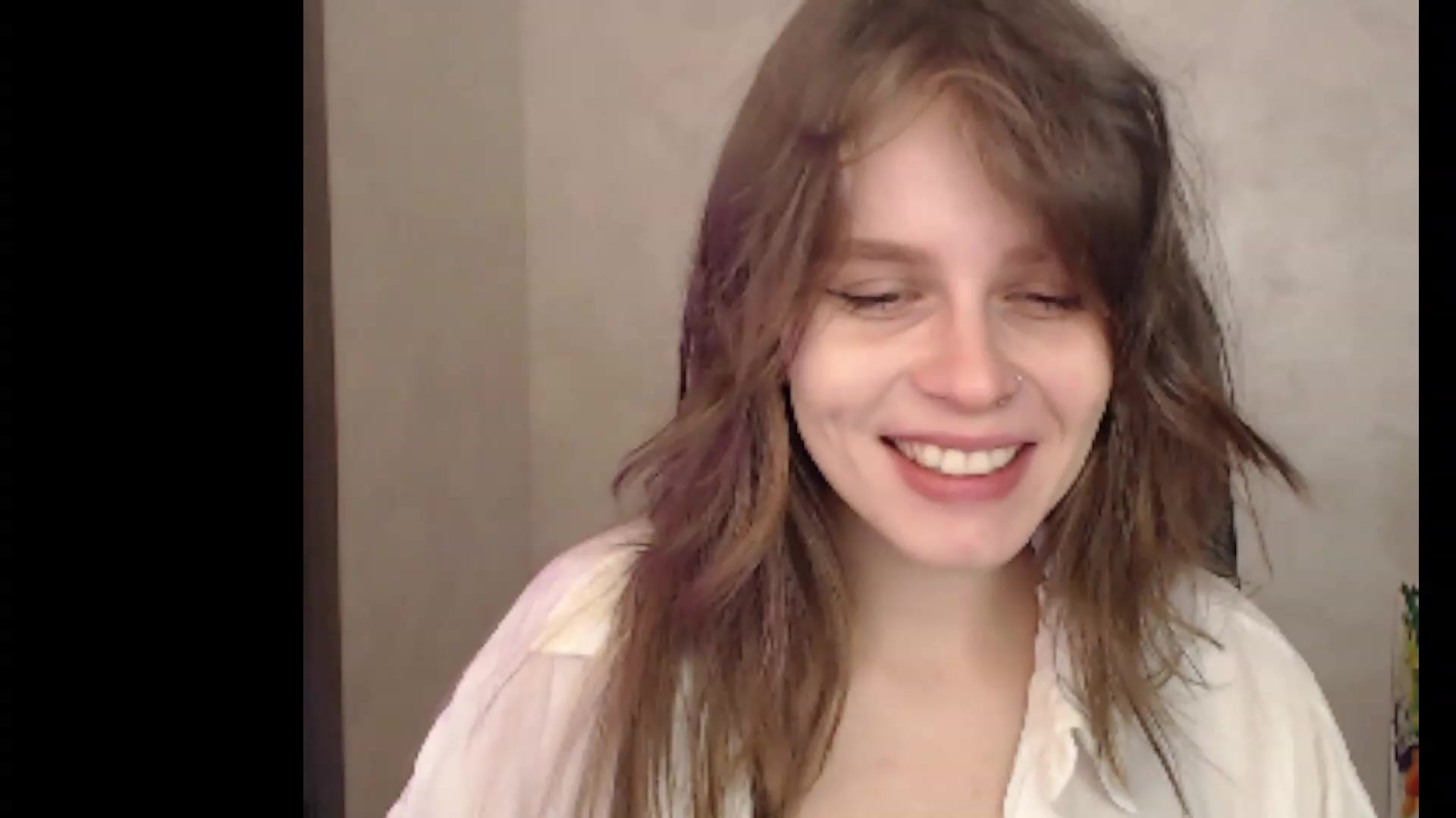 Gallery image thumbnail from Sofiafantasy's myfreecams stream on, 12/23/2022, 21:40 image 12 of 20