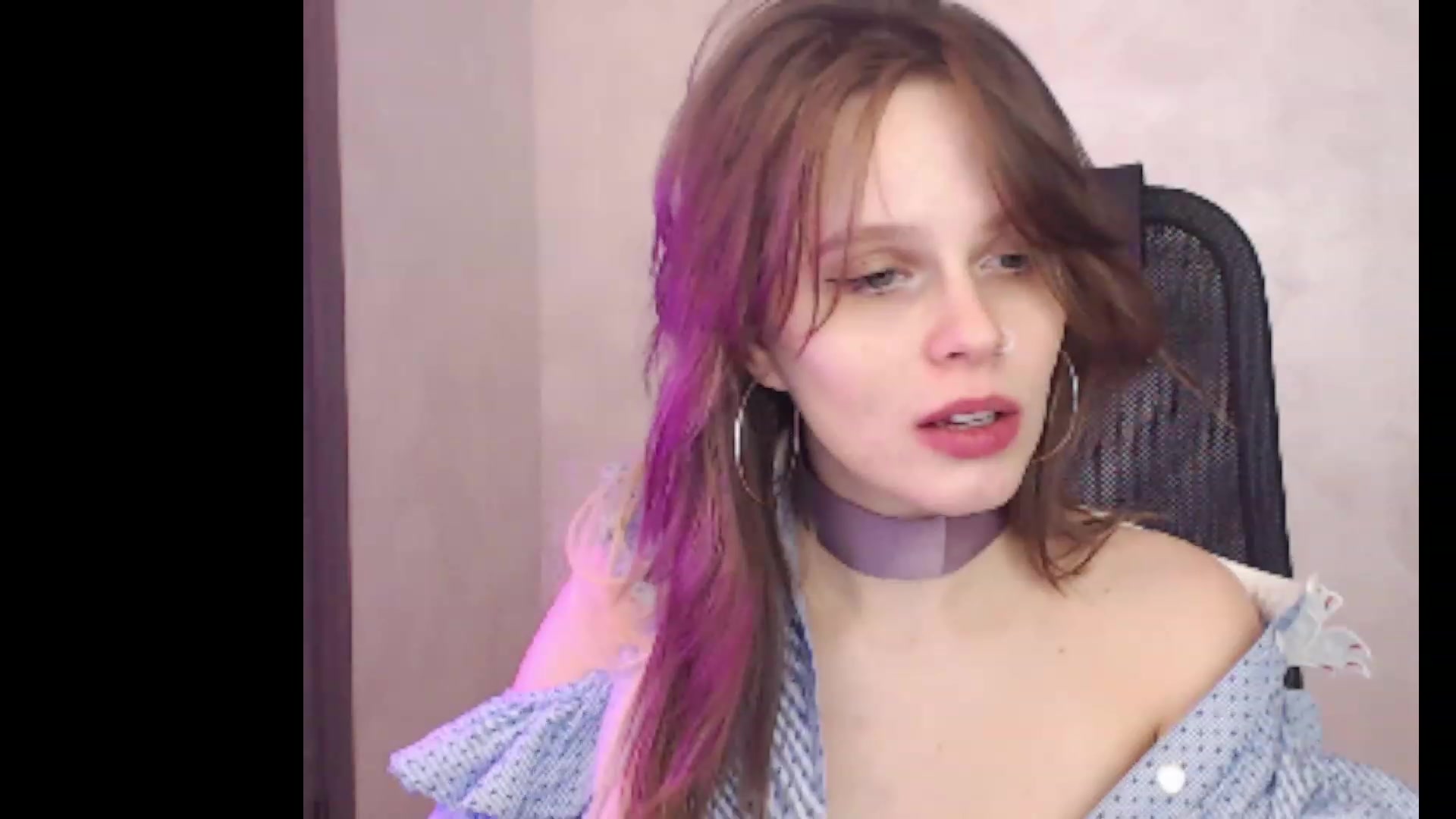 Gallery image thumbnail from Sofiafantasy's myfreecams stream on, 01/10/2023, 14:45 image 16 of 20