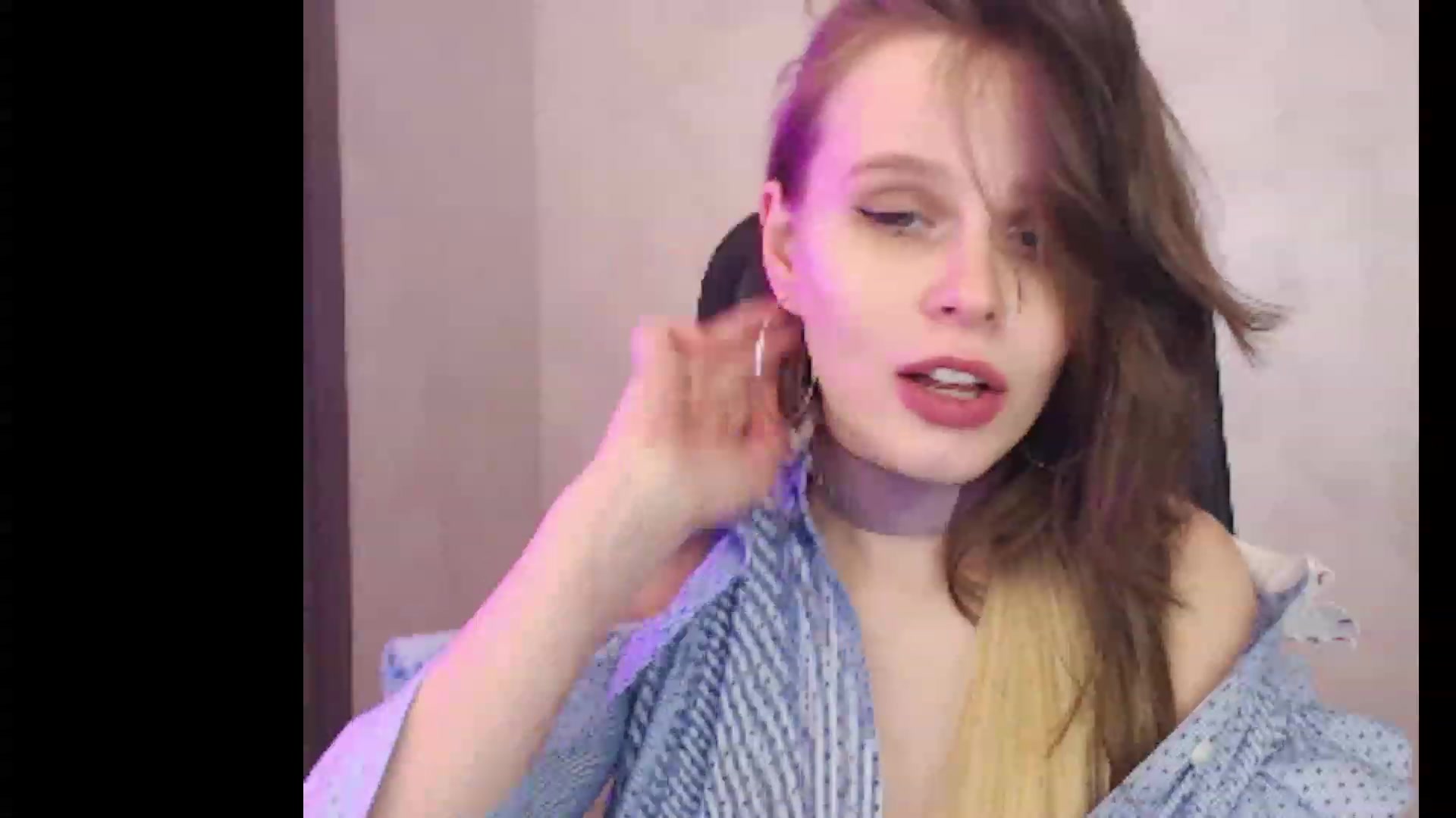 Gallery image thumbnail from Sofiafantasy's myfreecams stream on, 01/10/2023, 14:45 image 14 of 20