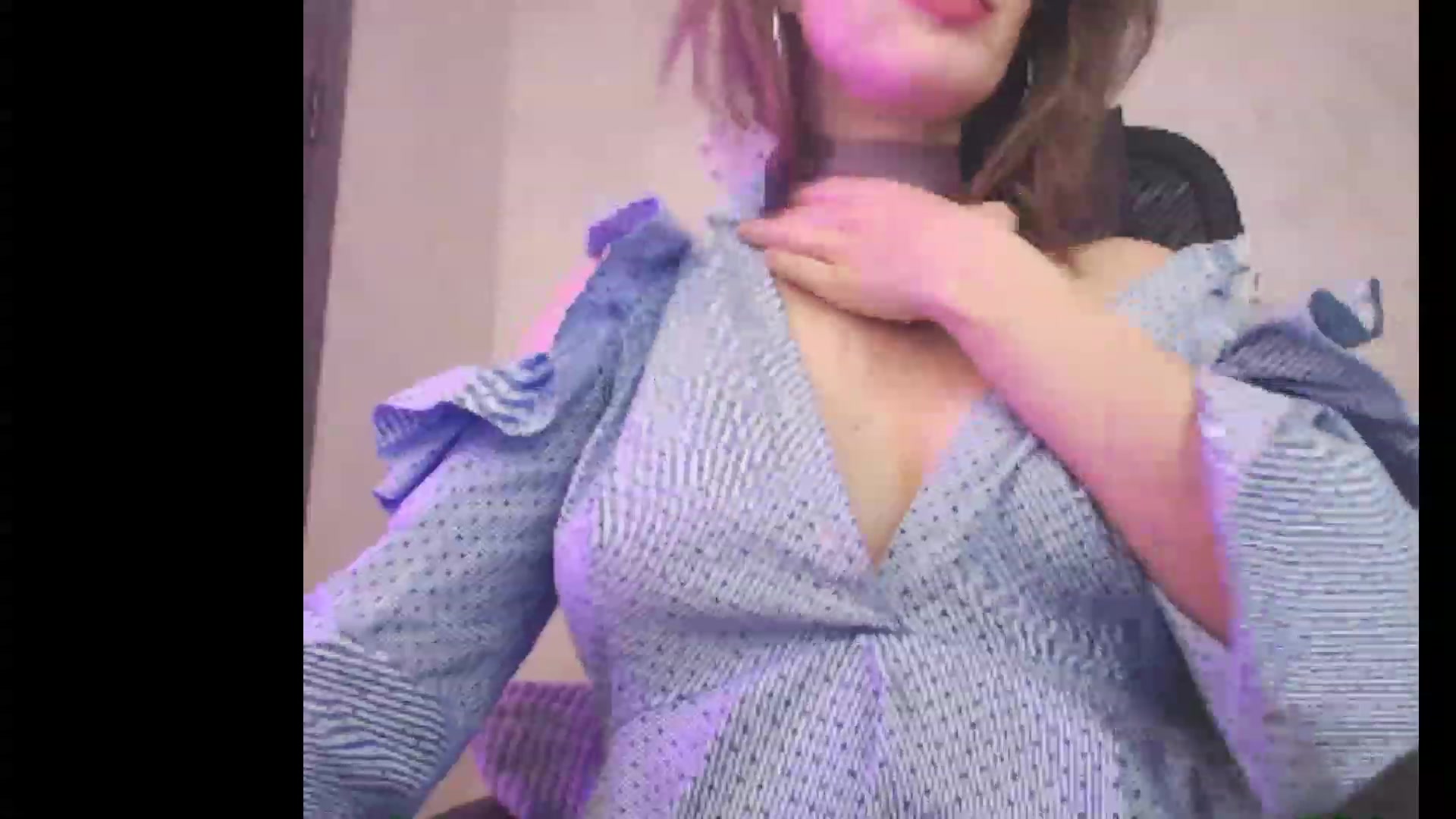 Gallery image thumbnail from Sofiafantasy's myfreecams stream on, 01/10/2023, 14:45 image 8 of 20