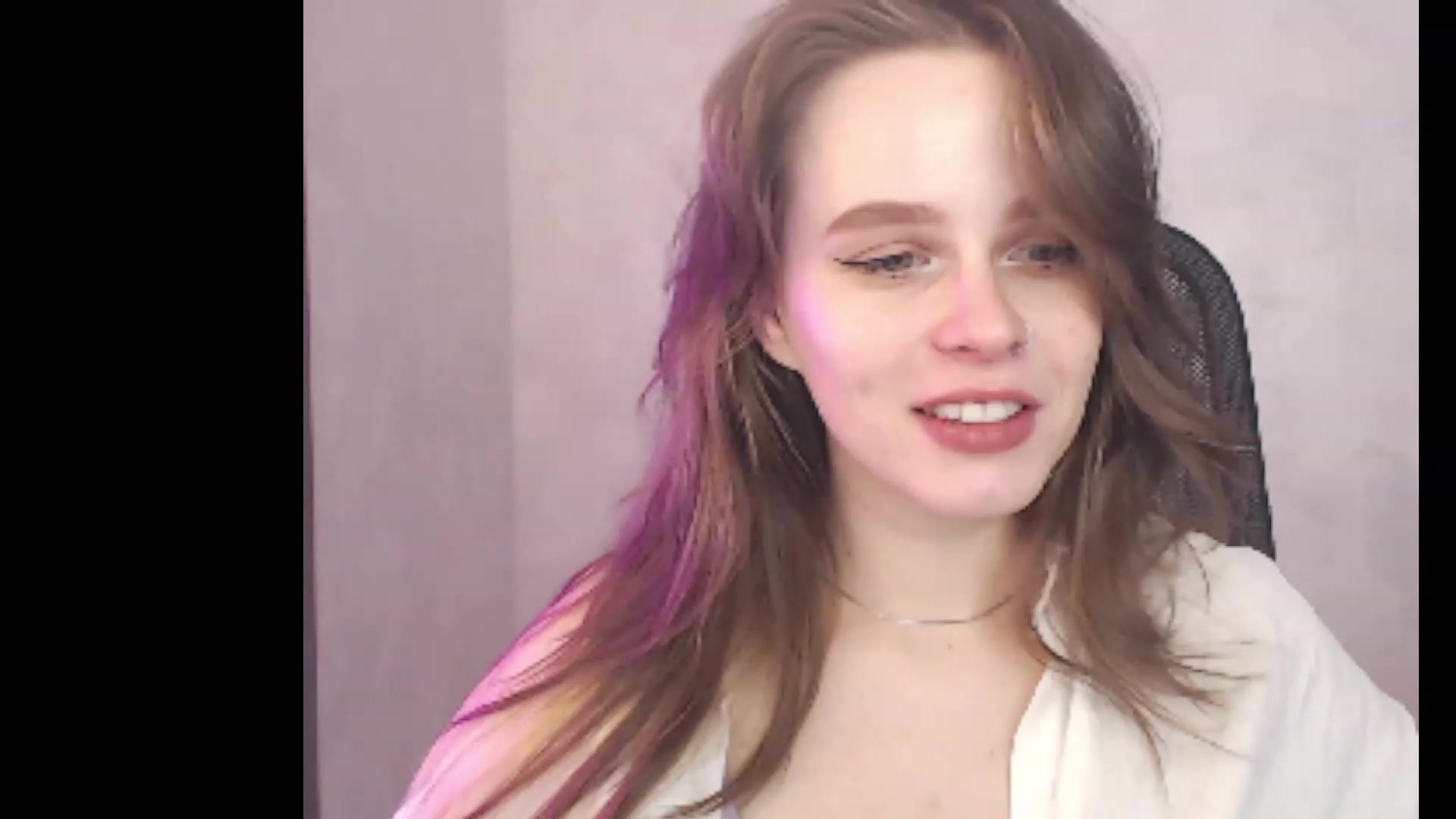 Gallery image thumbnail from Sofiafantasy's myfreecams stream on, 02/13/2023, 14:32 image 4 of 20