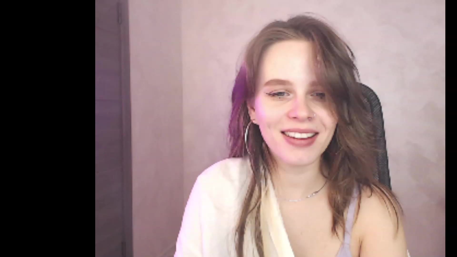 Gallery image thumbnail from Sofiafantasy's myfreecams stream on, 02/13/2023, 15:07 image 10 of 20