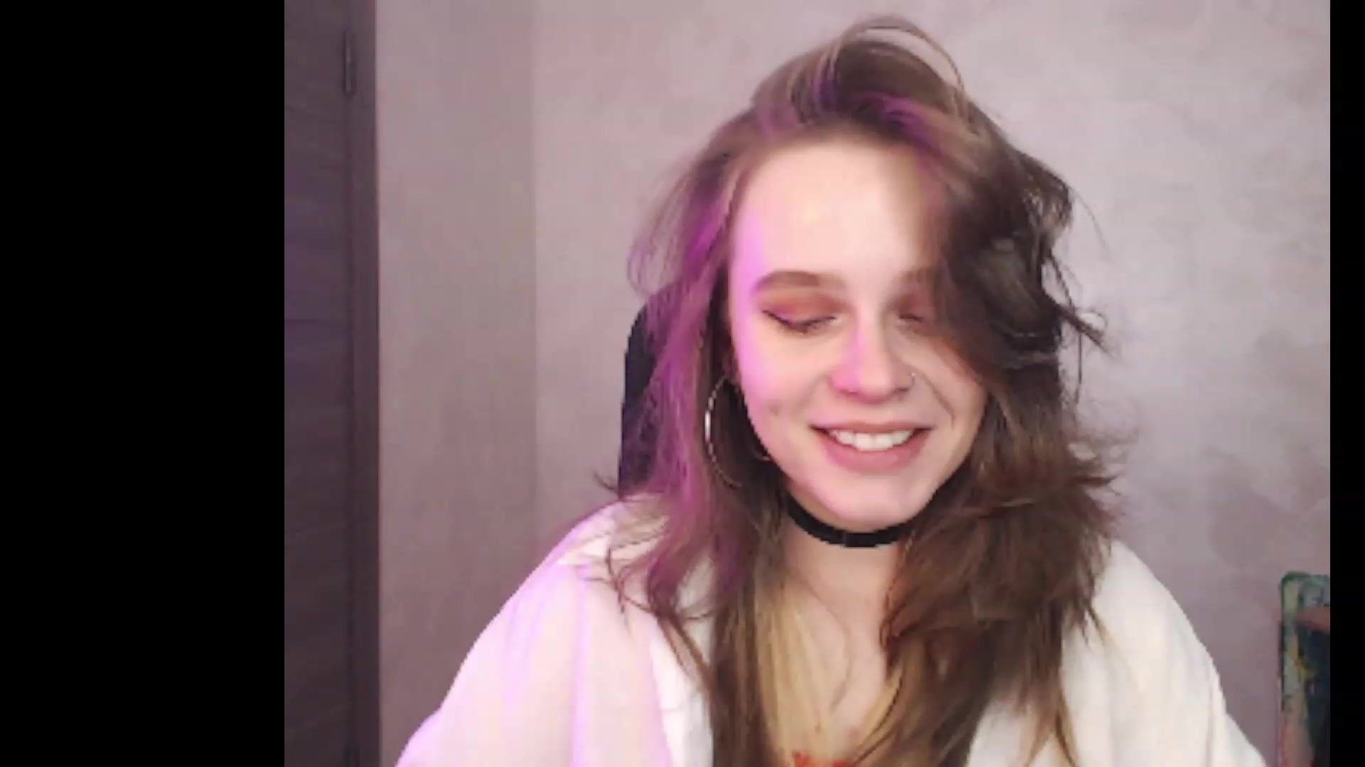 Gallery image thumbnail from Sofiafantasy's myfreecams stream on, 02/22/2023, 18:52 image 7 of 20