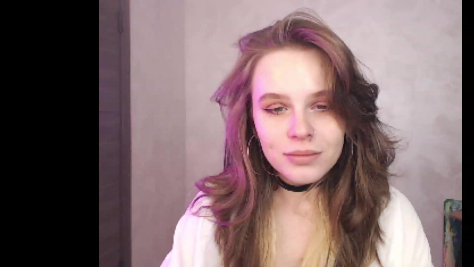 Gallery image thumbnail from Sofiafantasy's myfreecams stream on, 02/22/2023, 18:52 image 10 of 20