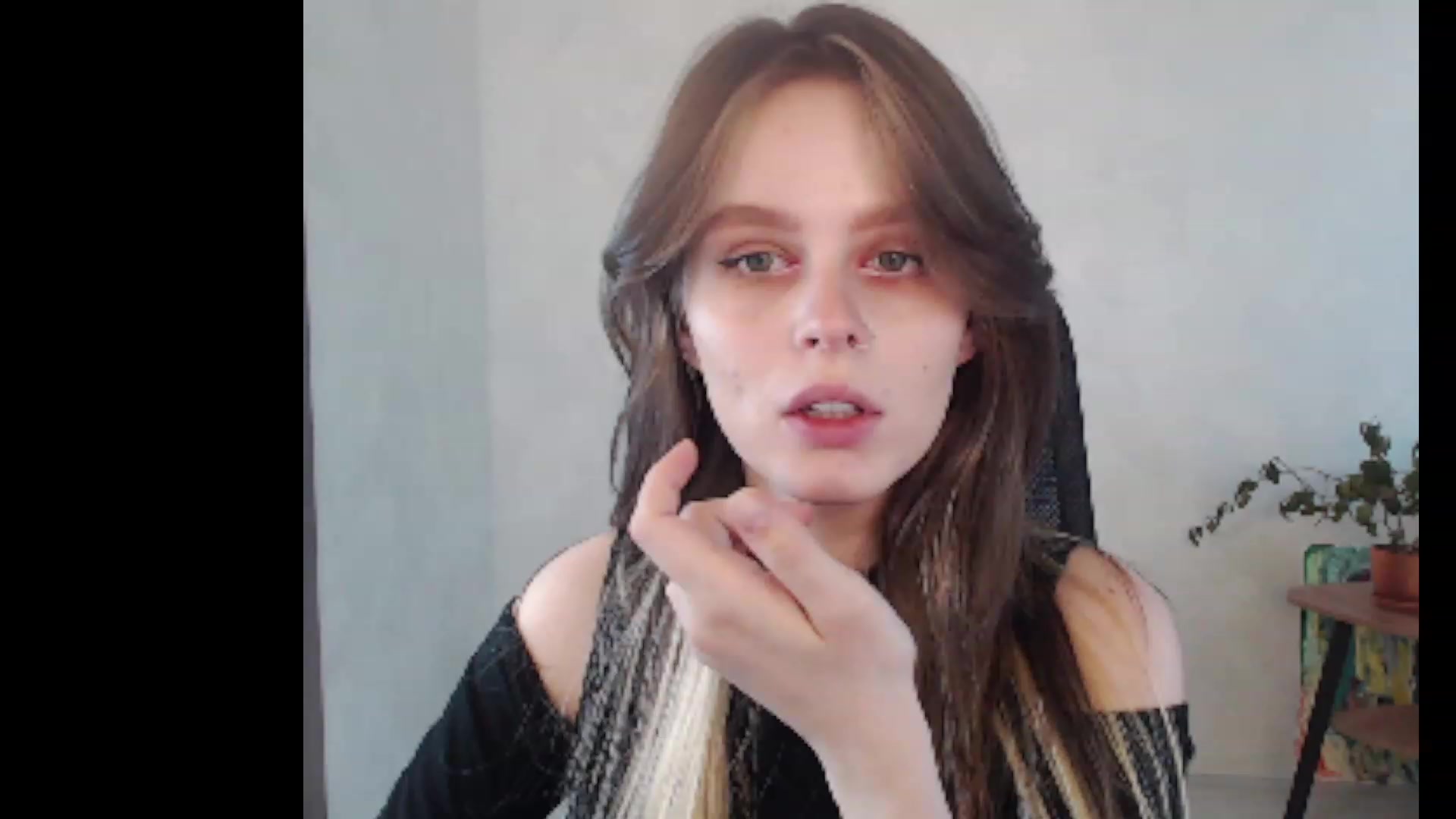 Gallery image thumbnail from Sofiafantasy's myfreecams stream on, 03/17/2023, 12:57 image 2 of 20