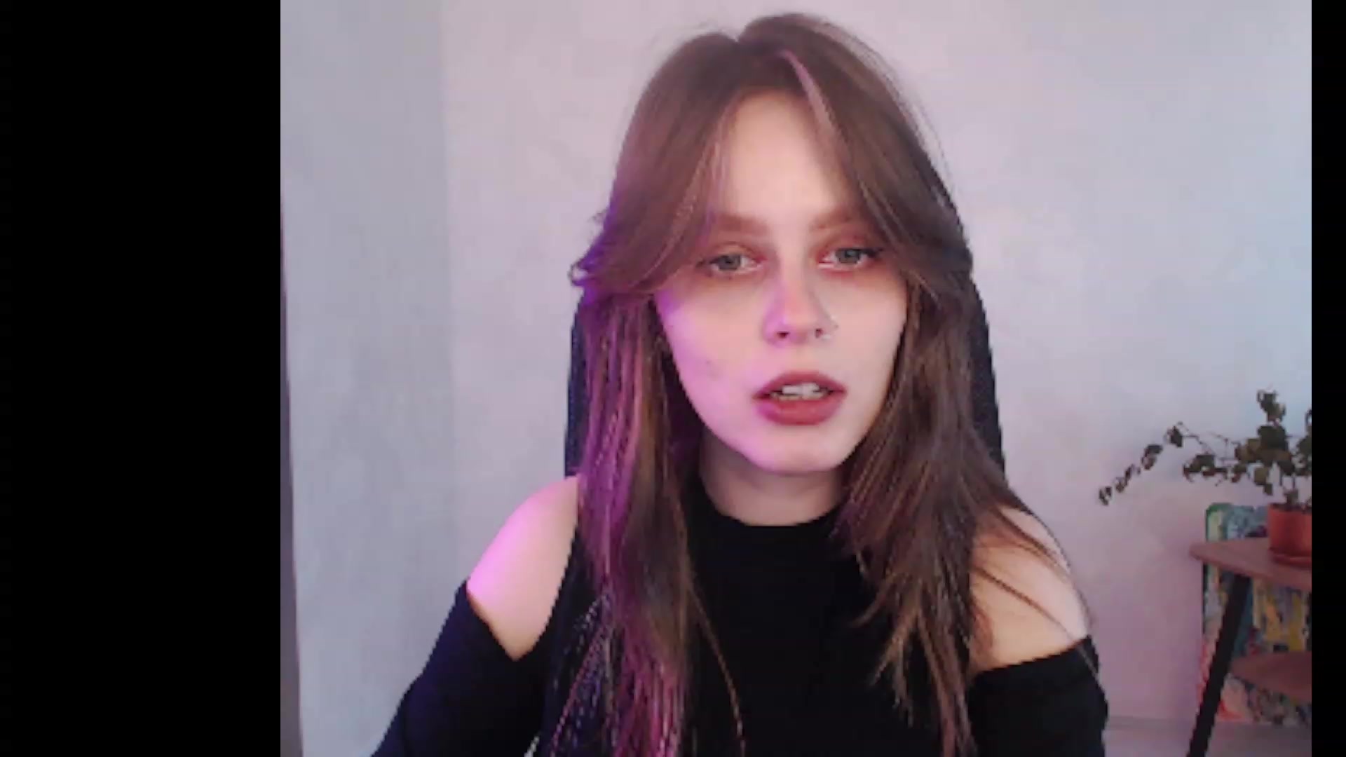 Gallery image thumbnail from Sofiafantasy's myfreecams stream on, 03/17/2023, 12:57 image 7 of 20