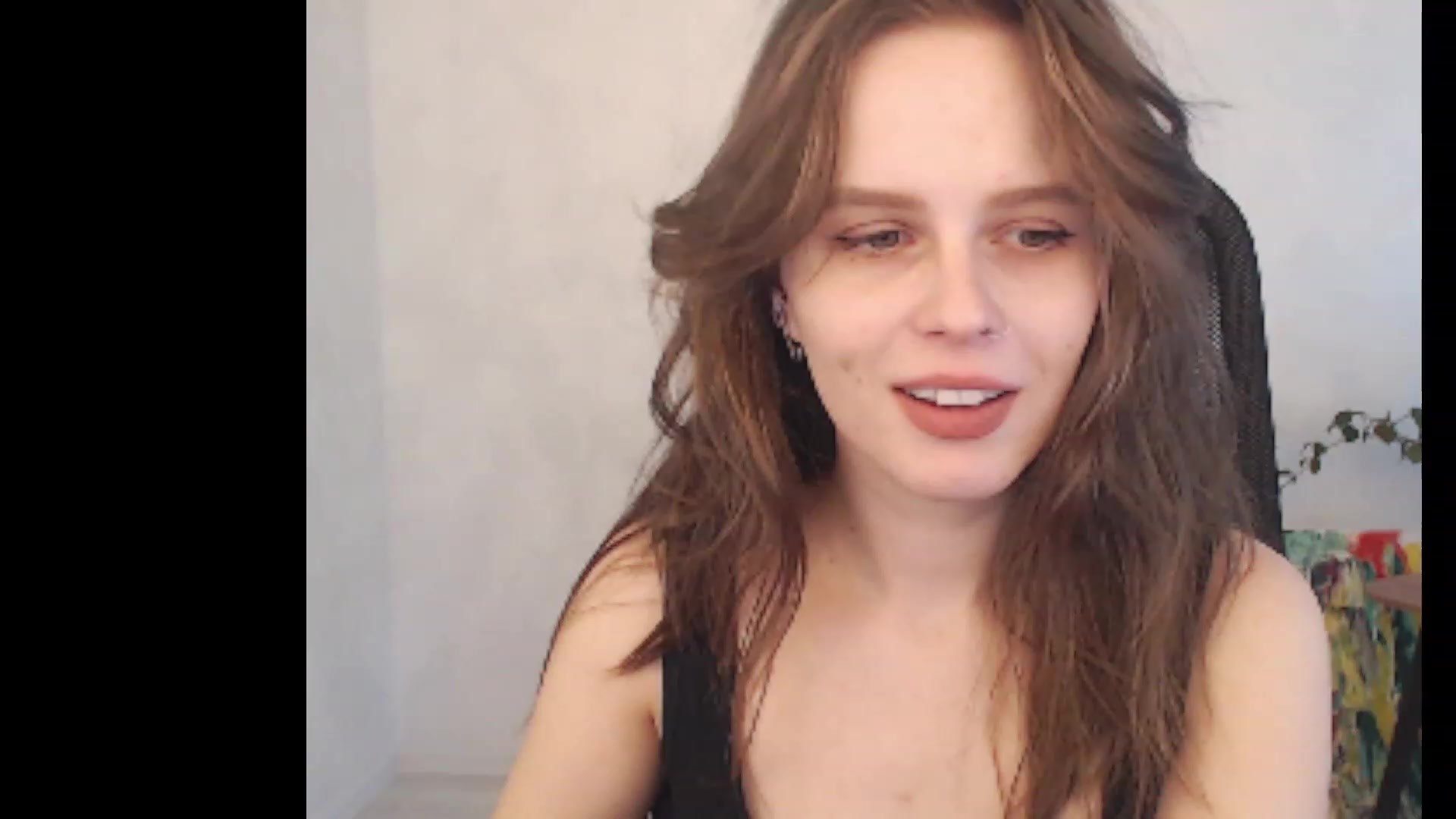 Gallery image thumbnail from Sofiafantasy's myfreecams stream on, 05/08/2023, 13:14 image 2 of 20