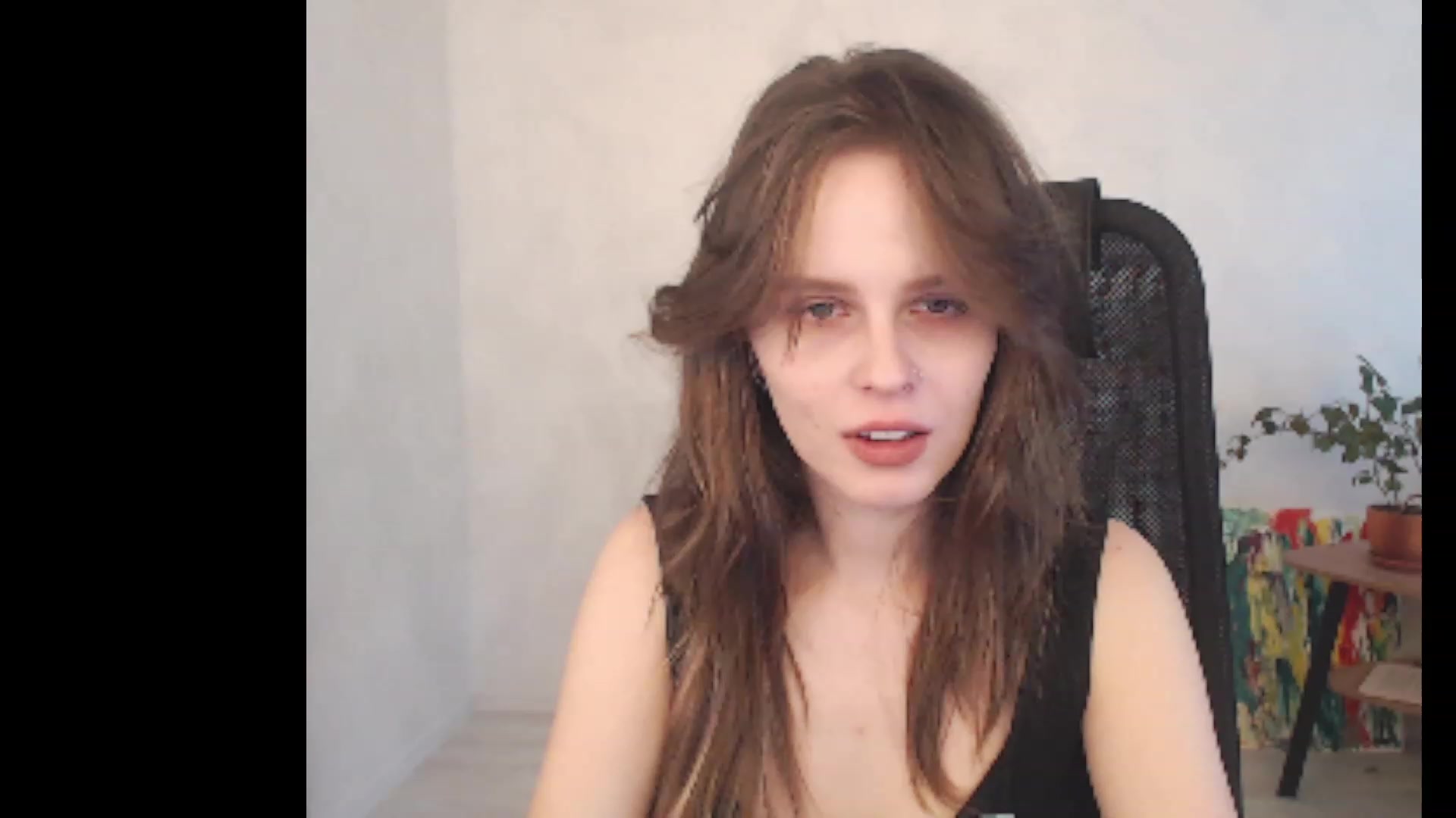 Gallery image thumbnail from Sofiafantasy's myfreecams stream on, 05/08/2023, 13:14 image 15 of 20