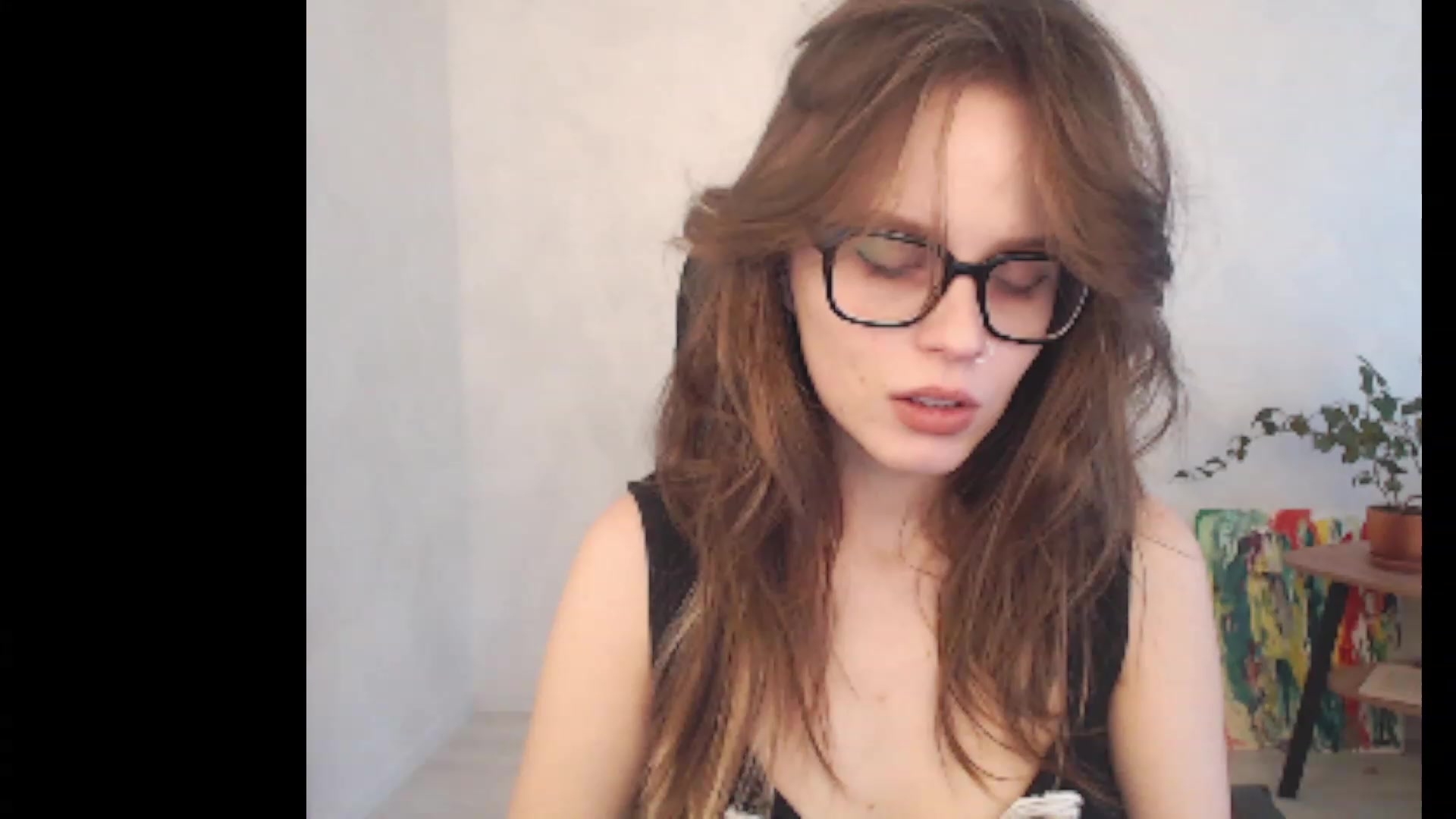 Gallery image thumbnail from Sofiafantasy's myfreecams stream on, 05/08/2023, 13:14 image 6 of 20