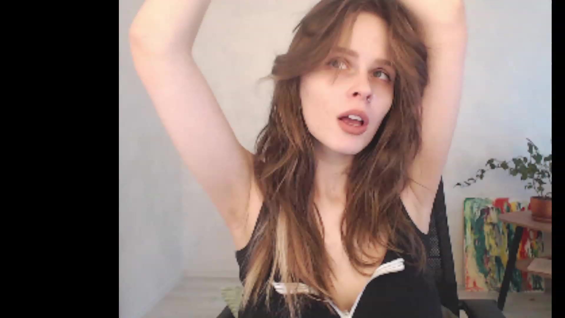 Gallery image thumbnail from Sofiafantasy's myfreecams stream on, 05/08/2023, 13:14 image 11 of 20