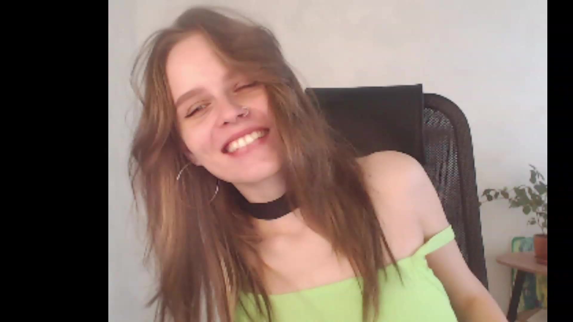 Gallery image thumbnail from Sofiafantasy's myfreecams stream on, 05/21/2023, 12:49 image 6 of 20