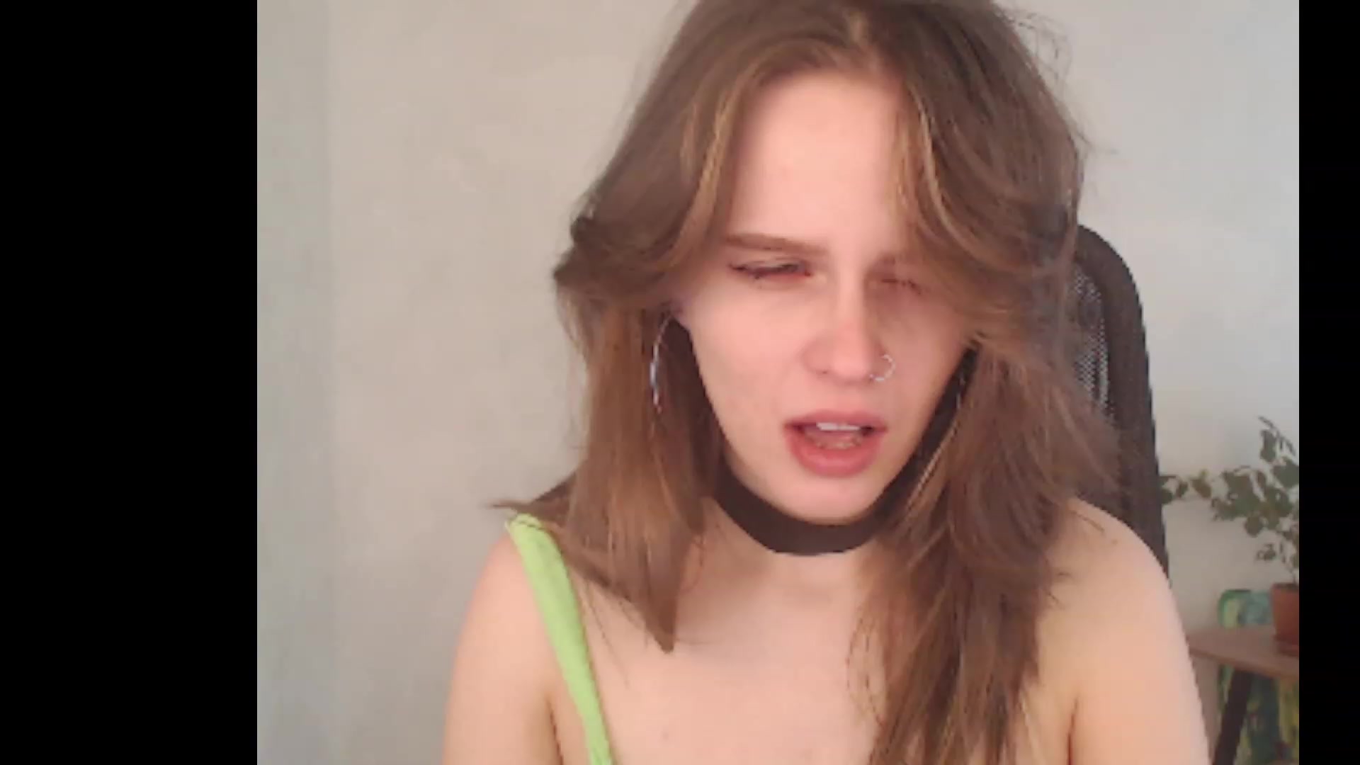 Gallery image thumbnail from Sofiafantasy's myfreecams stream on, 05/21/2023, 12:49 image 9 of 20