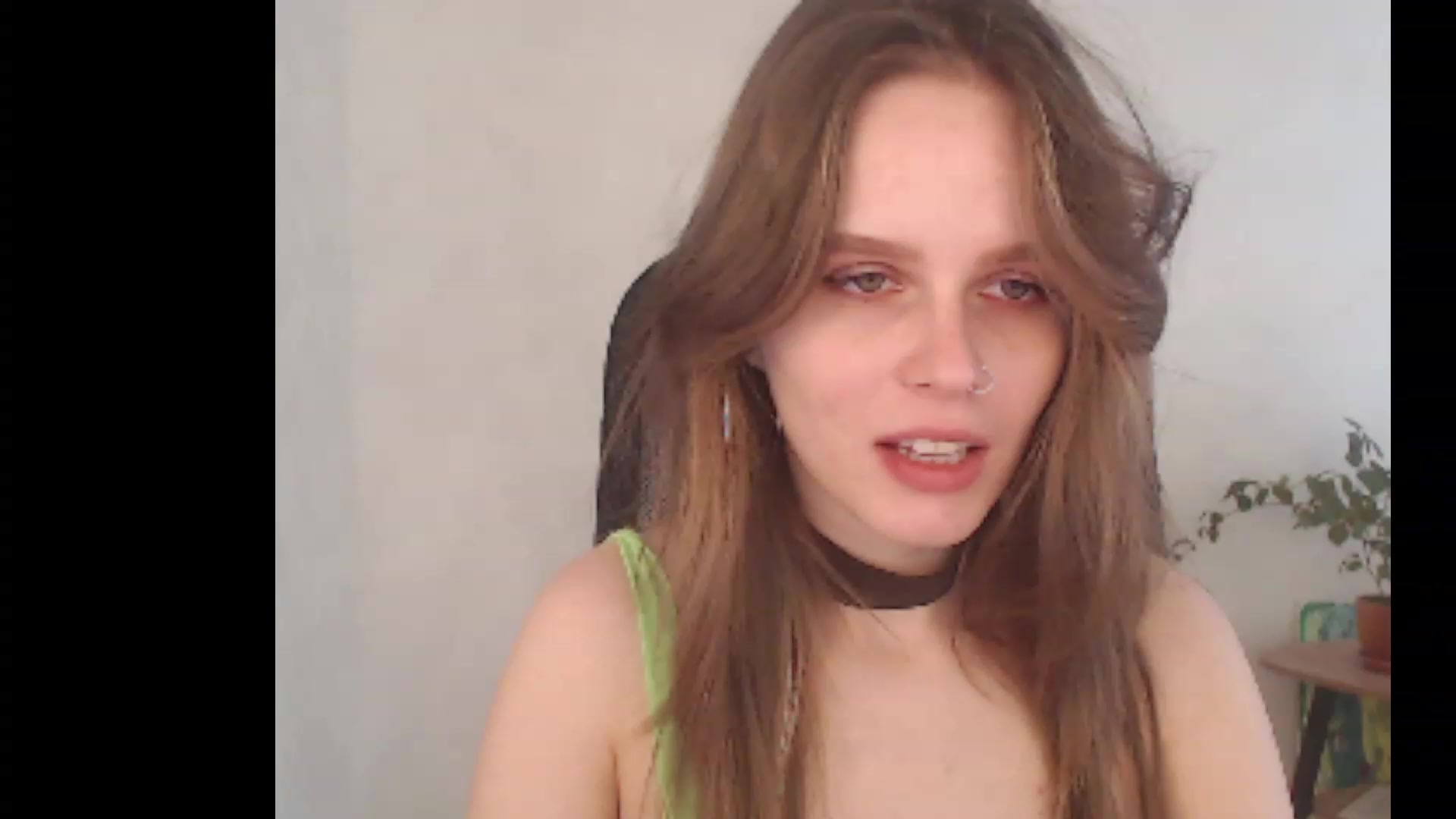 Gallery image thumbnail from Sofiafantasy's myfreecams stream on, 05/21/2023, 12:49 image 5 of 20