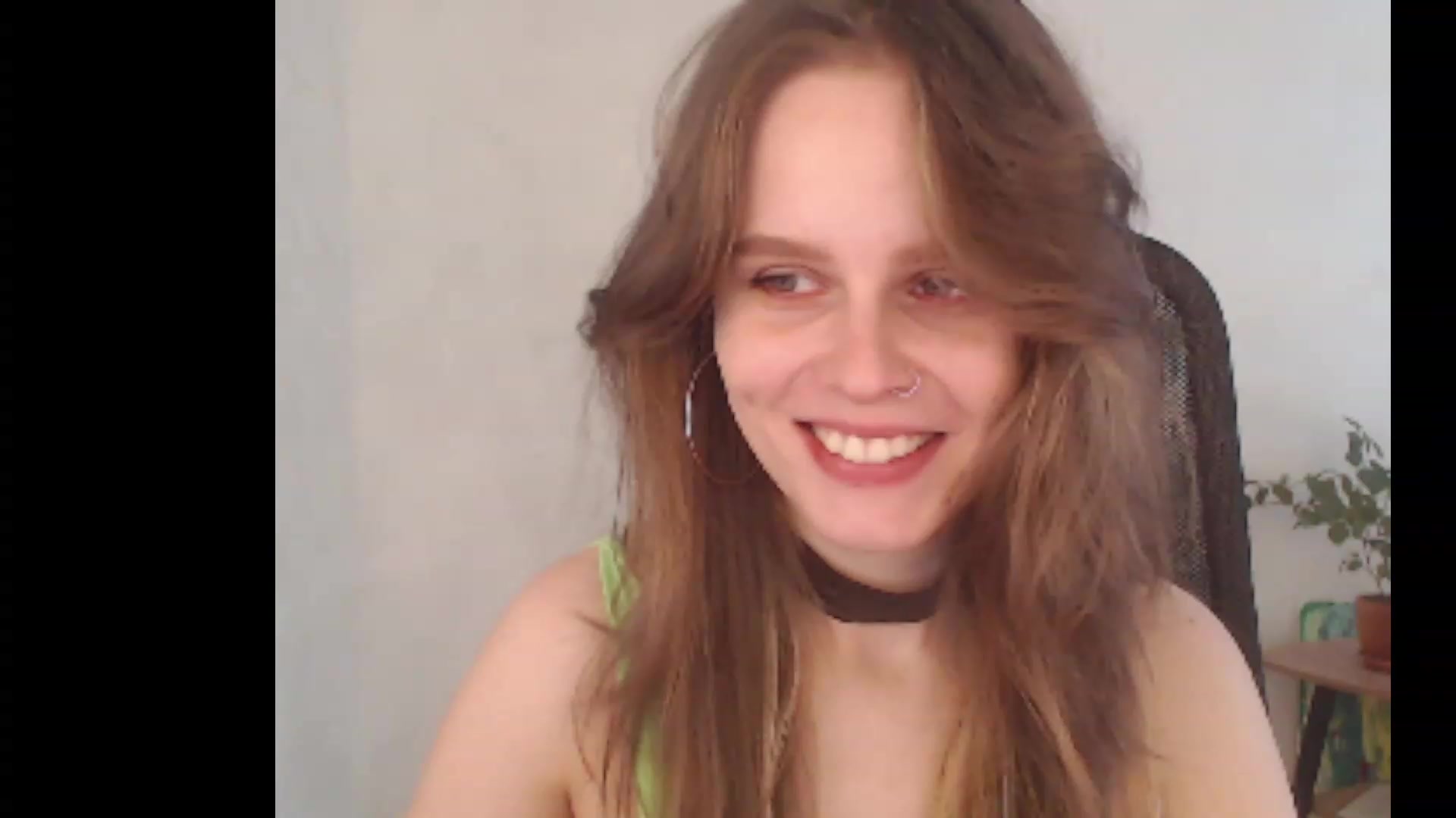 Gallery image thumbnail from Sofiafantasy's myfreecams stream on, 05/21/2023, 12:49 image 1 of 20