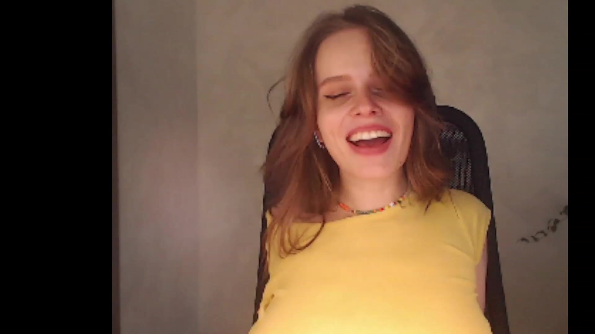 Gallery image thumbnail from Sofiafantasy's myfreecams stream on, 06/03/2023, 16:02 image 10 of 20