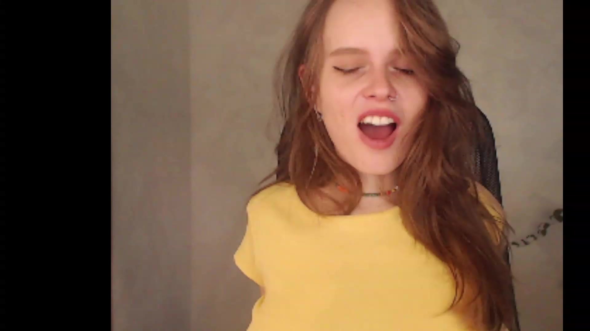 Gallery image thumbnail from Sofiafantasy's myfreecams stream on, 06/03/2023, 16:02 image 18 of 20